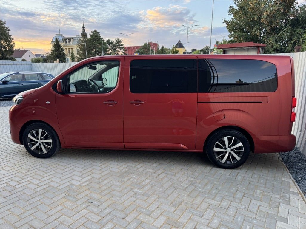 Toyota Proace Verso, 2,0 D-4D 8míst VIP LONG DPH ČR - fotka 4
