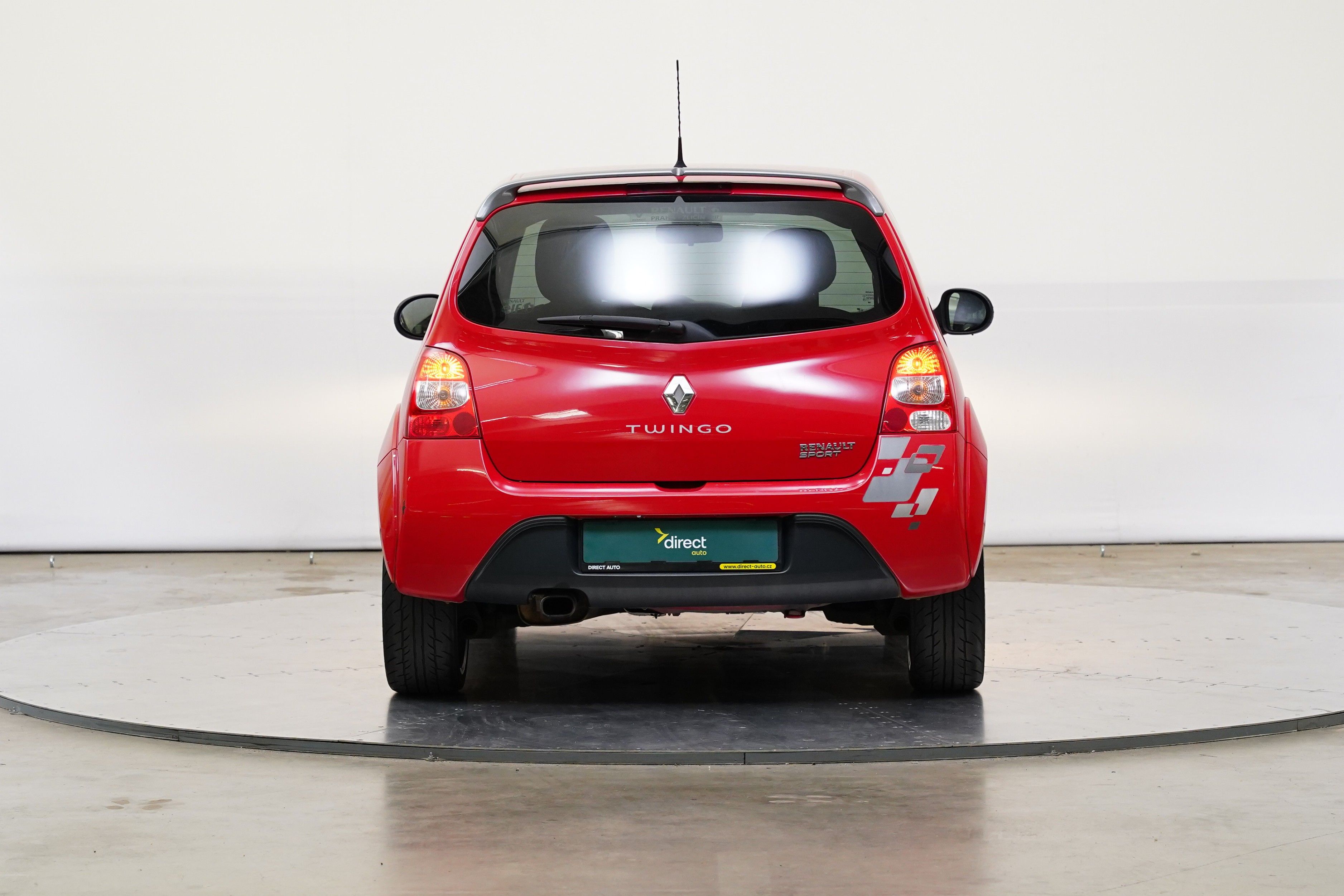 Renault Twingo, 1.6 98 kW Sport - fotka 6