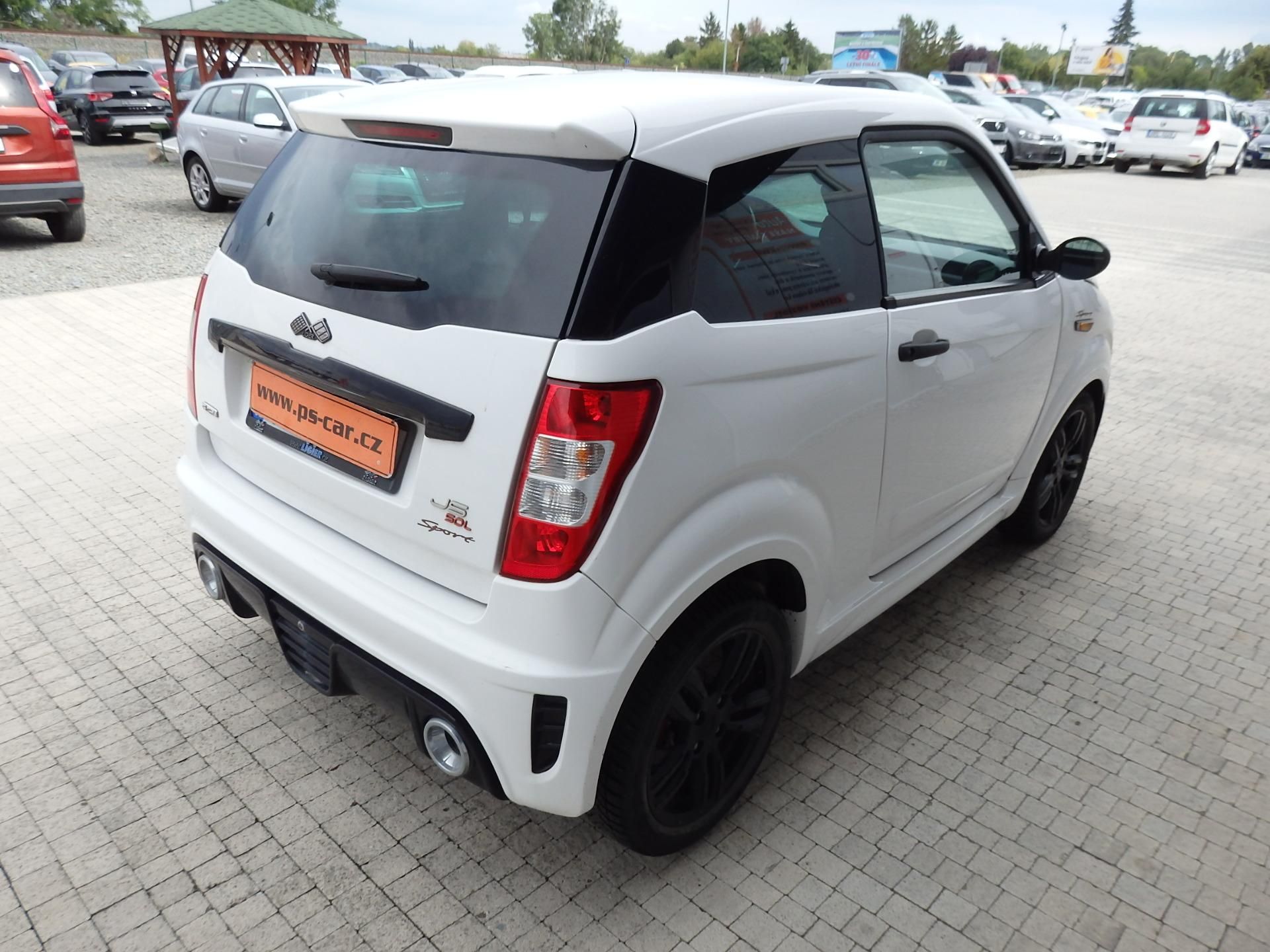 Ligier JS 50 L, 0.5 DCI - fotka 4