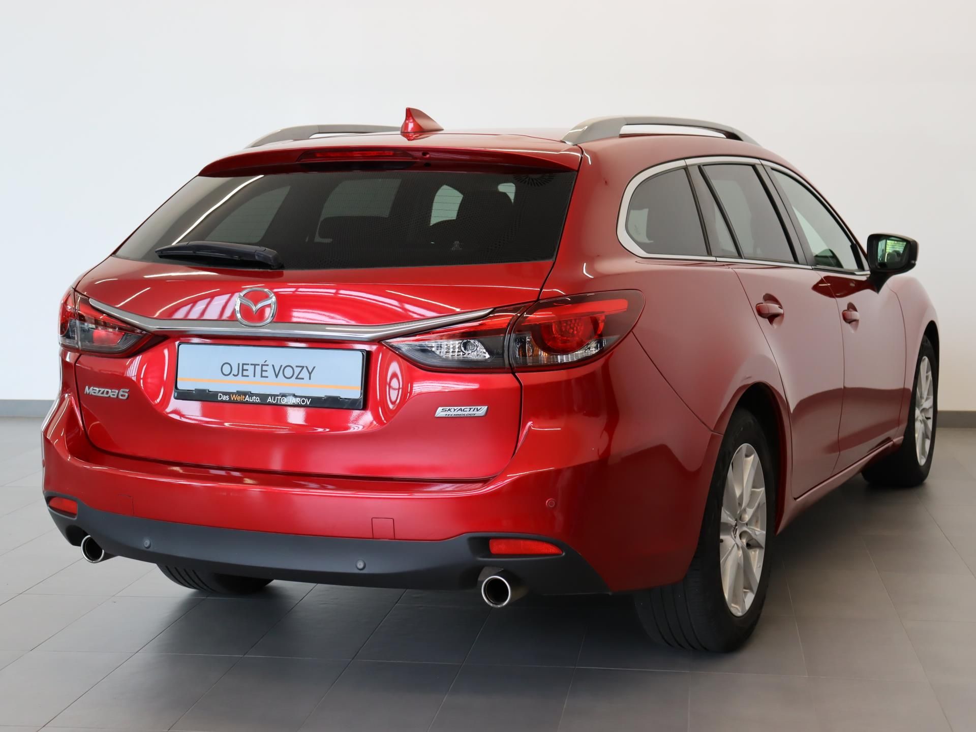 Mazda 6, 2.2 D SKYACTIV - fotka 2