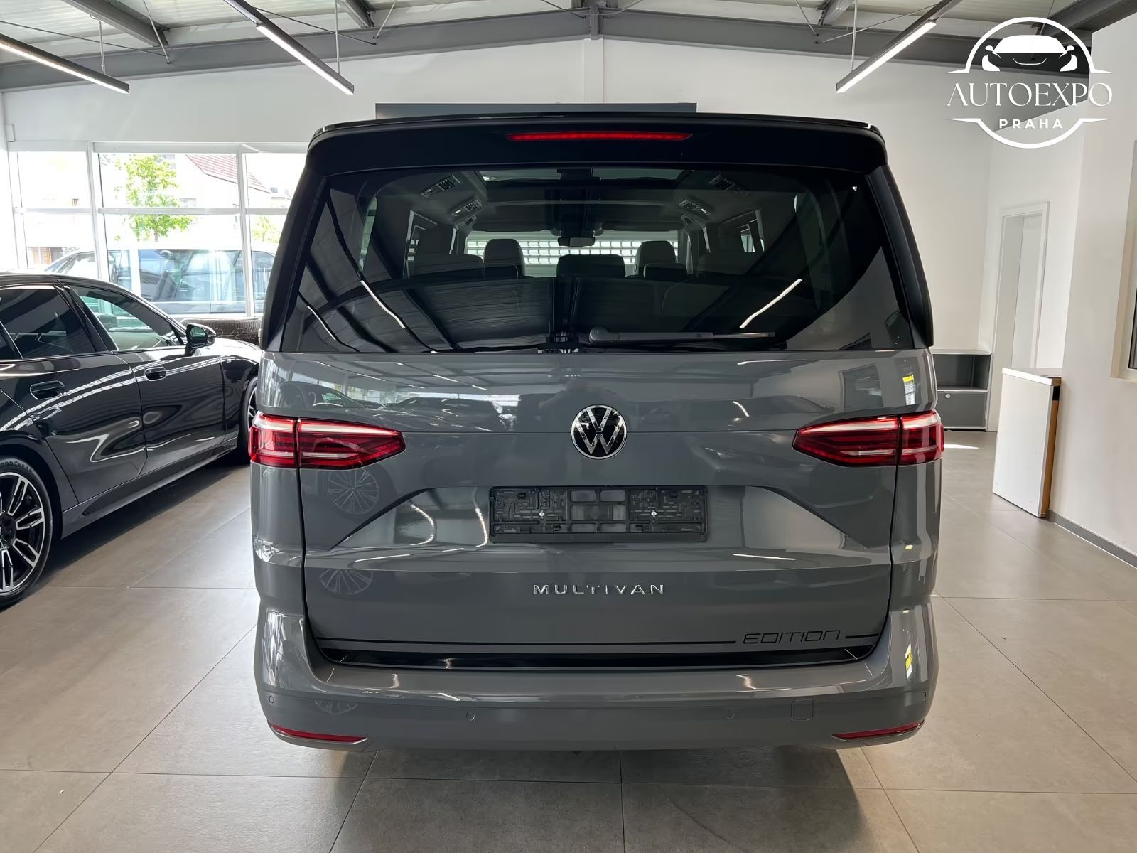 Volkswagen Multivan, Edition Long / 5 let. Garantie - fotka 5