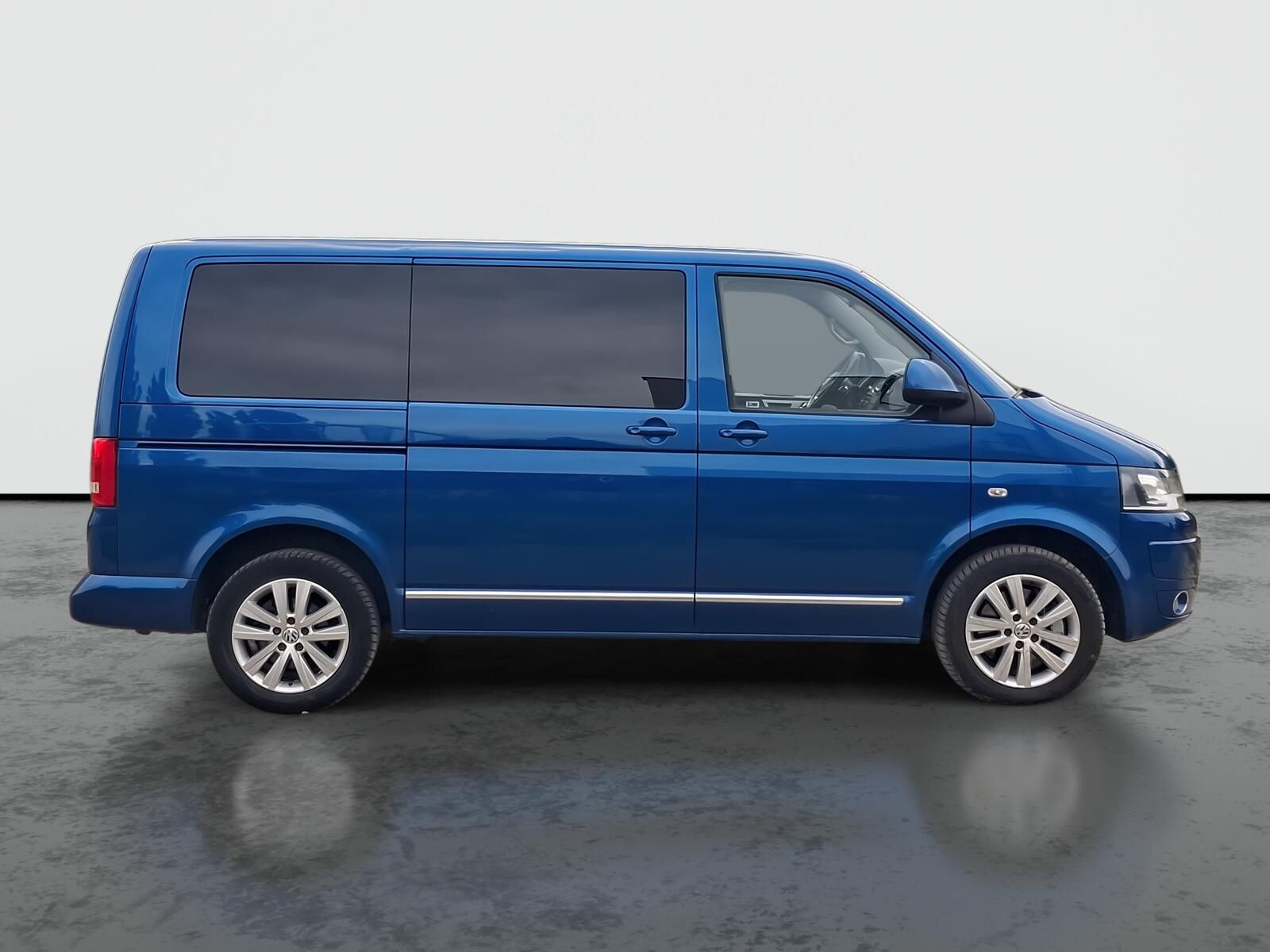 Volkswagen Multivan, 2.0 TDI 4Motion, Highline - fotka 6