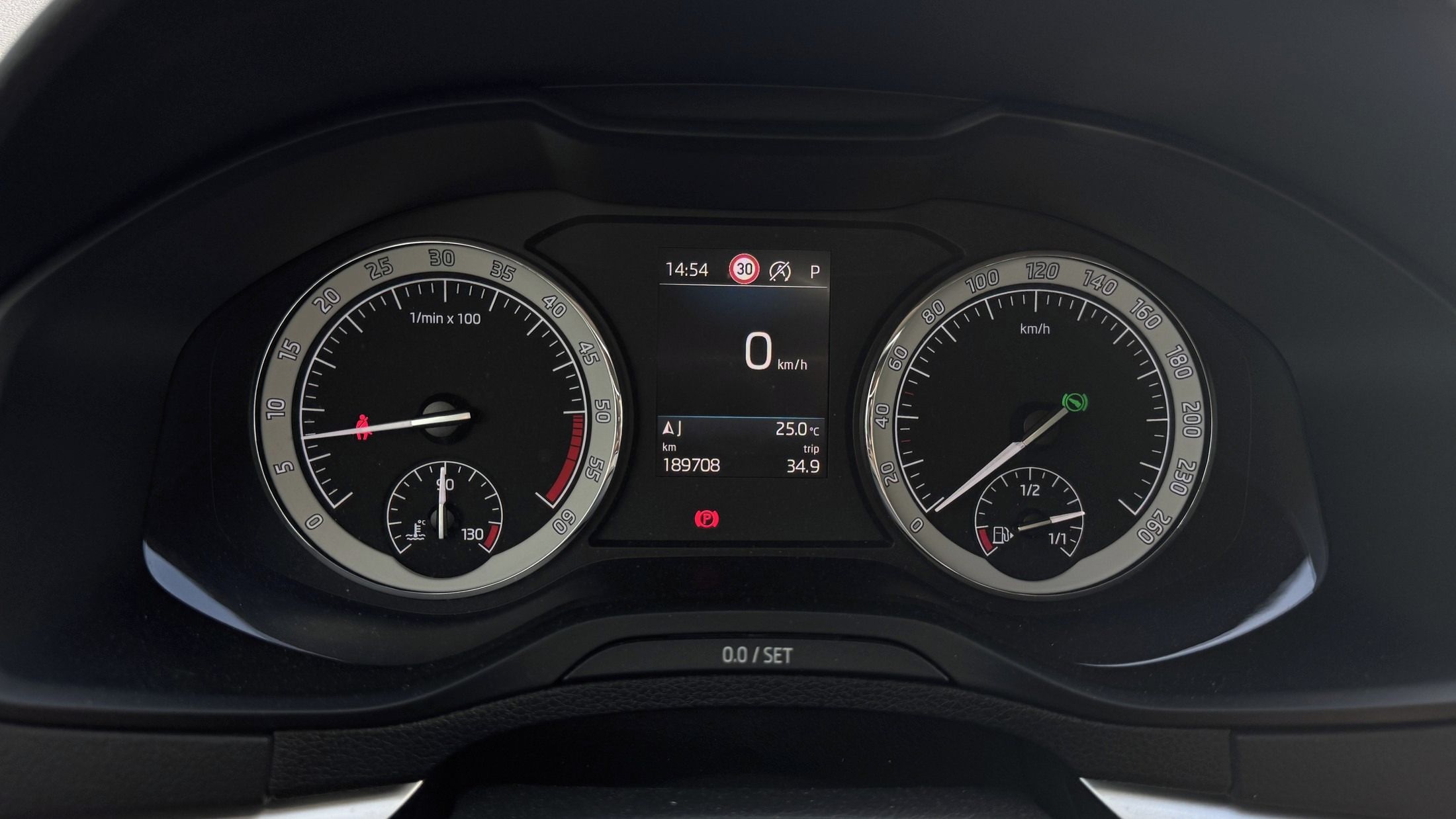 Škoda Karoq, 1.6 TDI DSG 85 kW - fotka 3