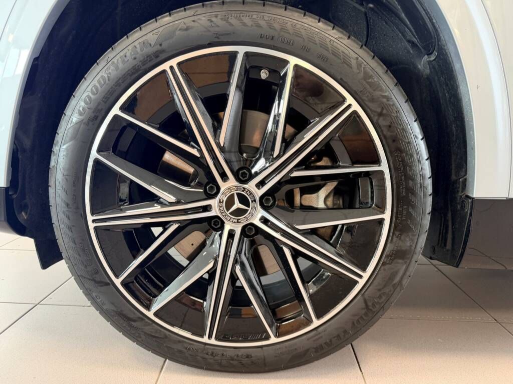 Mercedes-Benz GLB, 350 4MATIC s technol. EQ - fotka 5