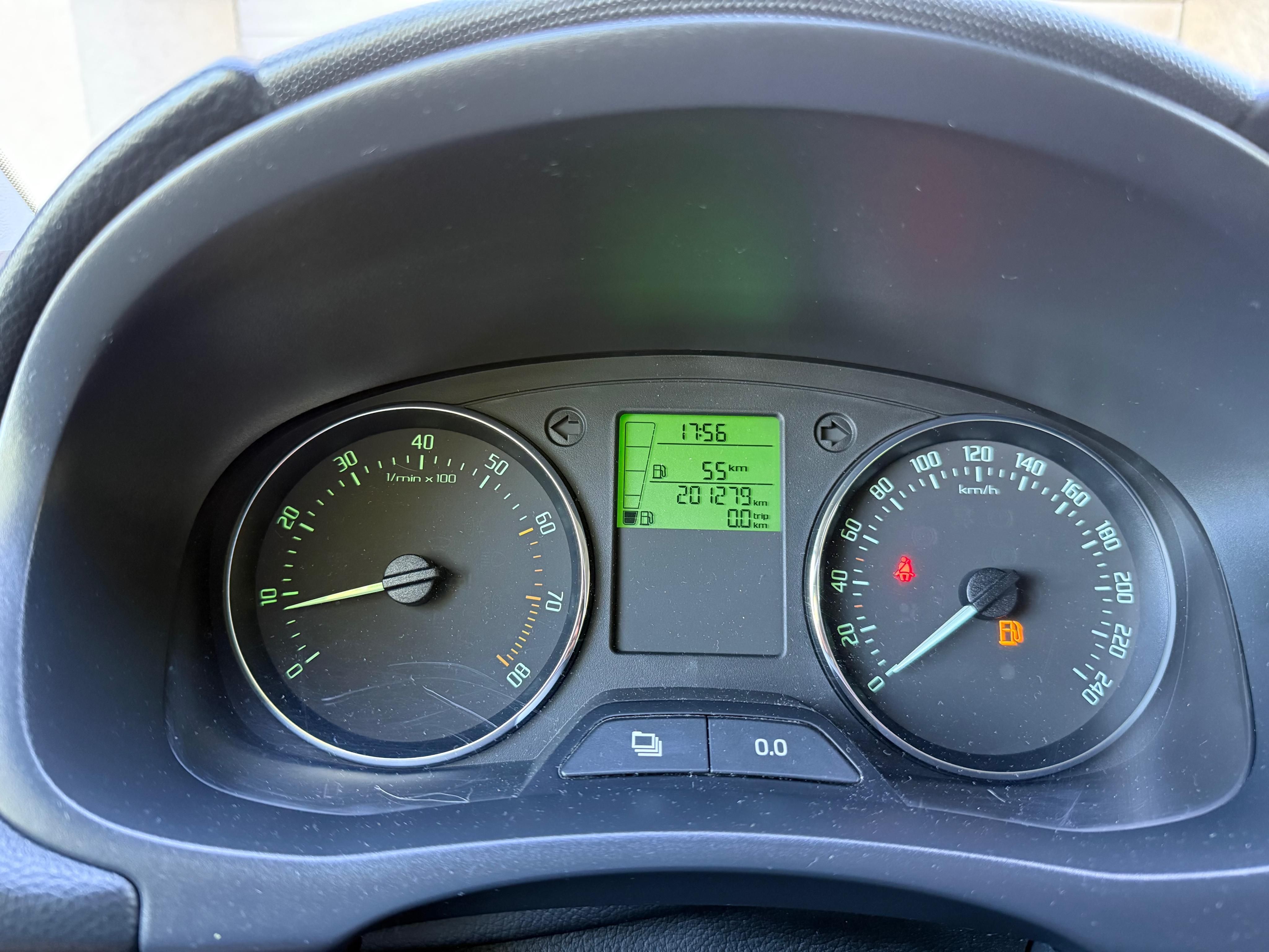 Škoda Roomster, 1.2TSi 77kW Sport - fotka 6