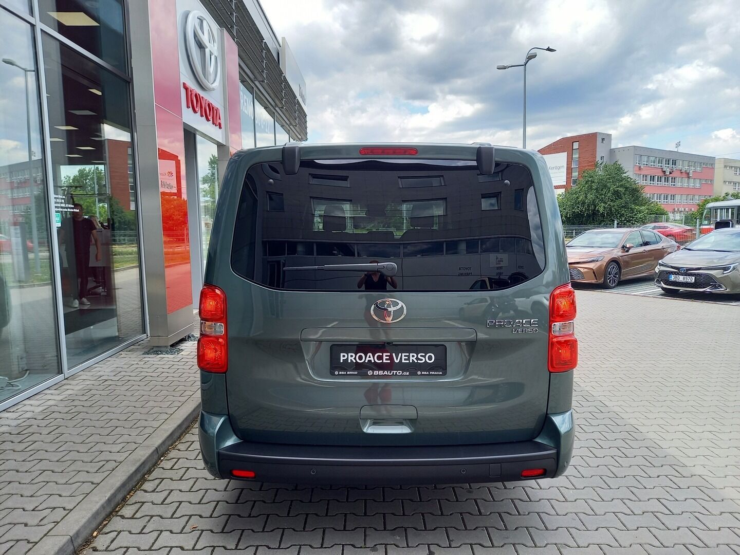 Toyota Proace Verso, Toyota Proace Verso 2,2 L2 - fotka 3