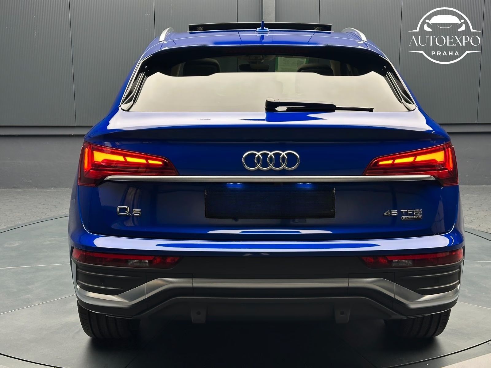 Audi Q5, Sportback 45TFSI quattro S-Lin - fotka 6