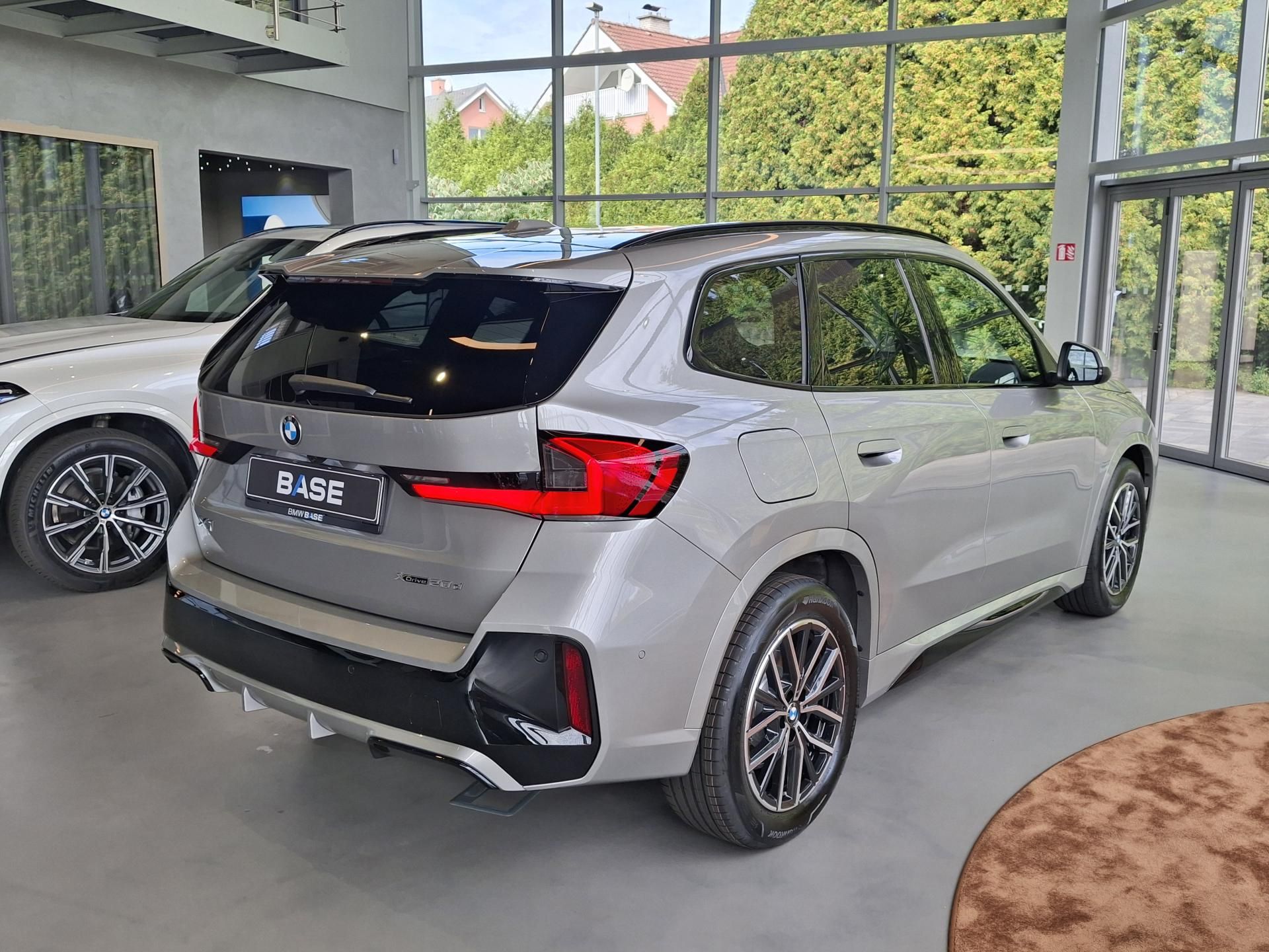 BMW X1, xDrive20d M-Sport - fotka 6