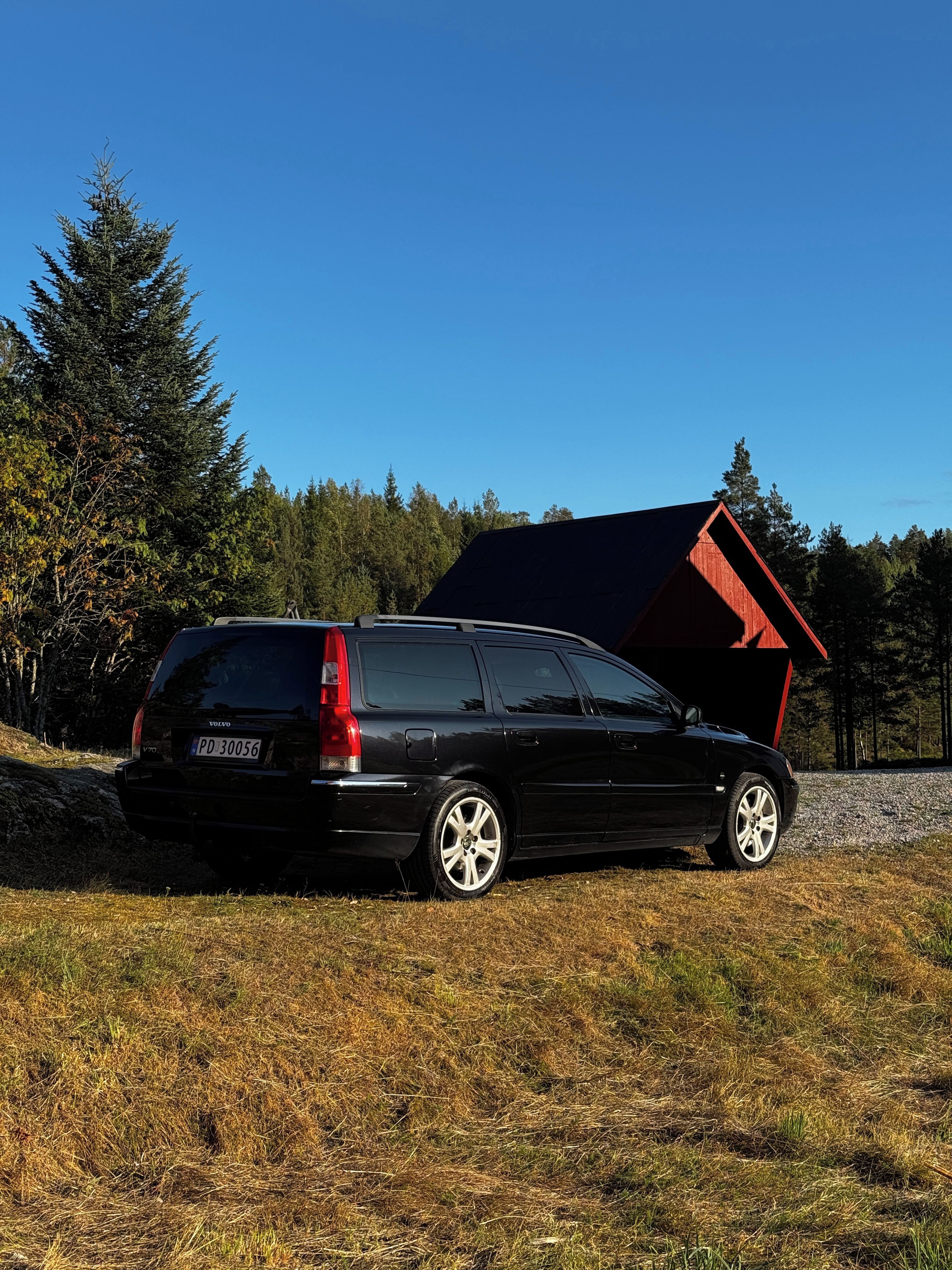 Volvo V70, Volvo V70 D5 2.4 163k Automat - fotka 4