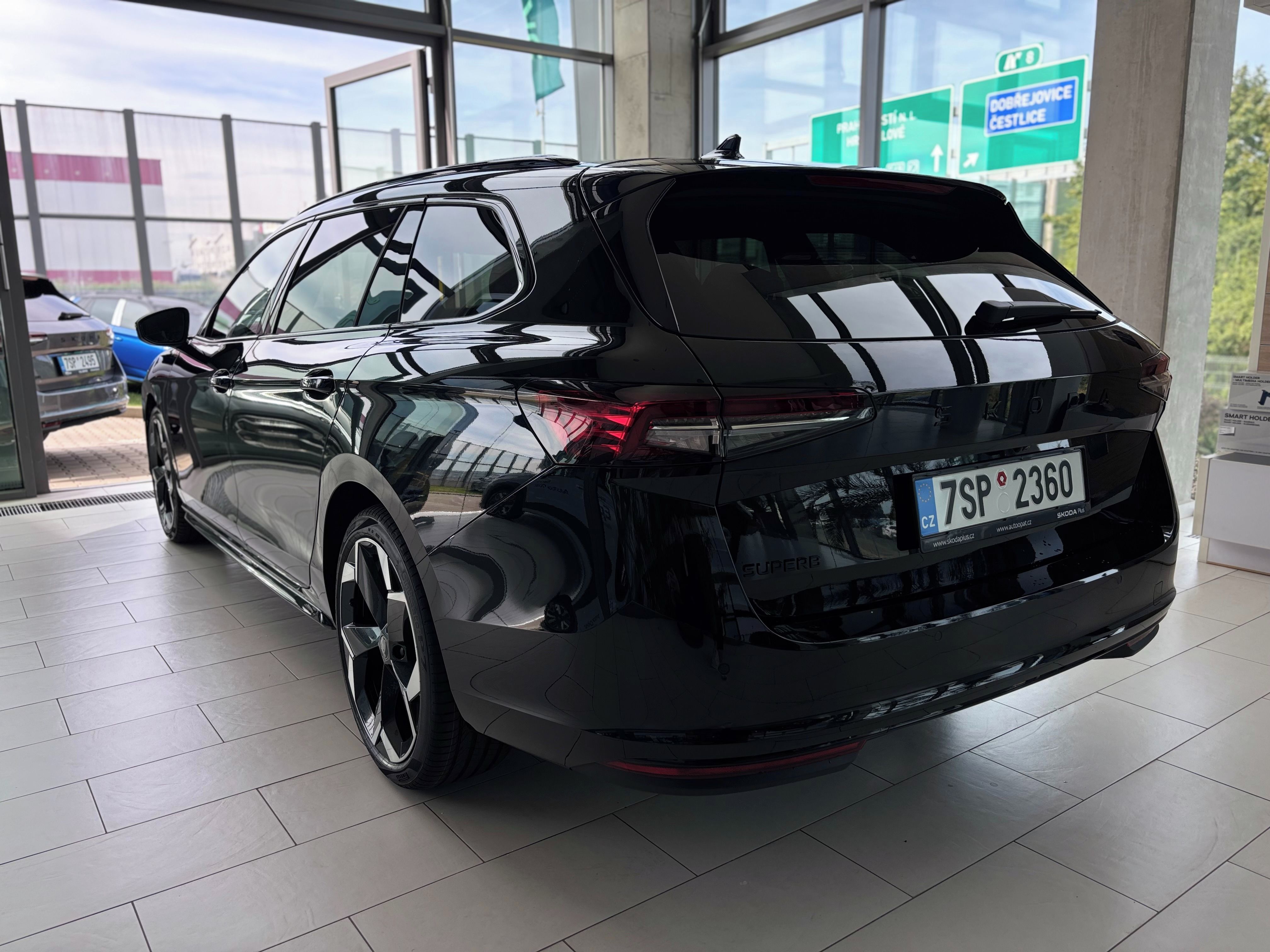 Škoda Superb, Sportline 2,0 TDI 142 kW 4x4 - fotka 5