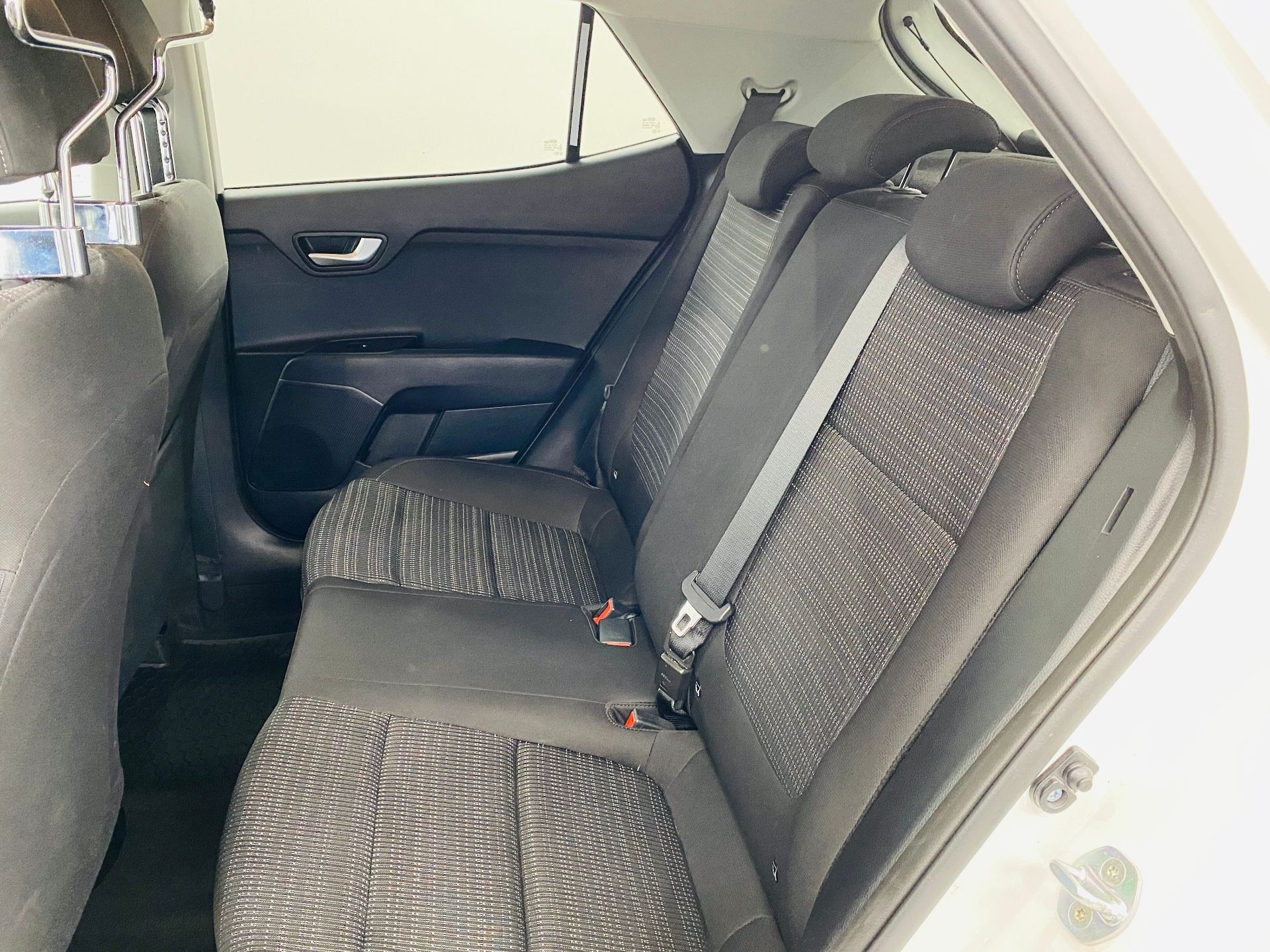 Kia Stonic, 1.4 CVVT 73kW - fotka 6