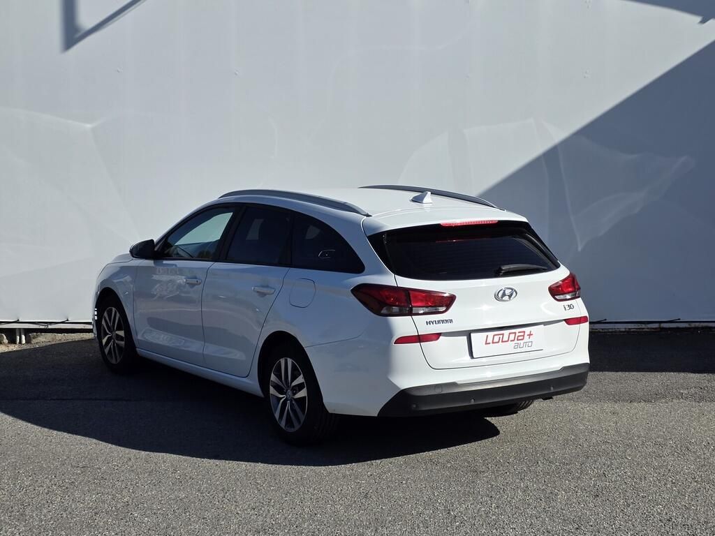Hyundai i30, 1.0 T-GDI 88 kW - fotka 6