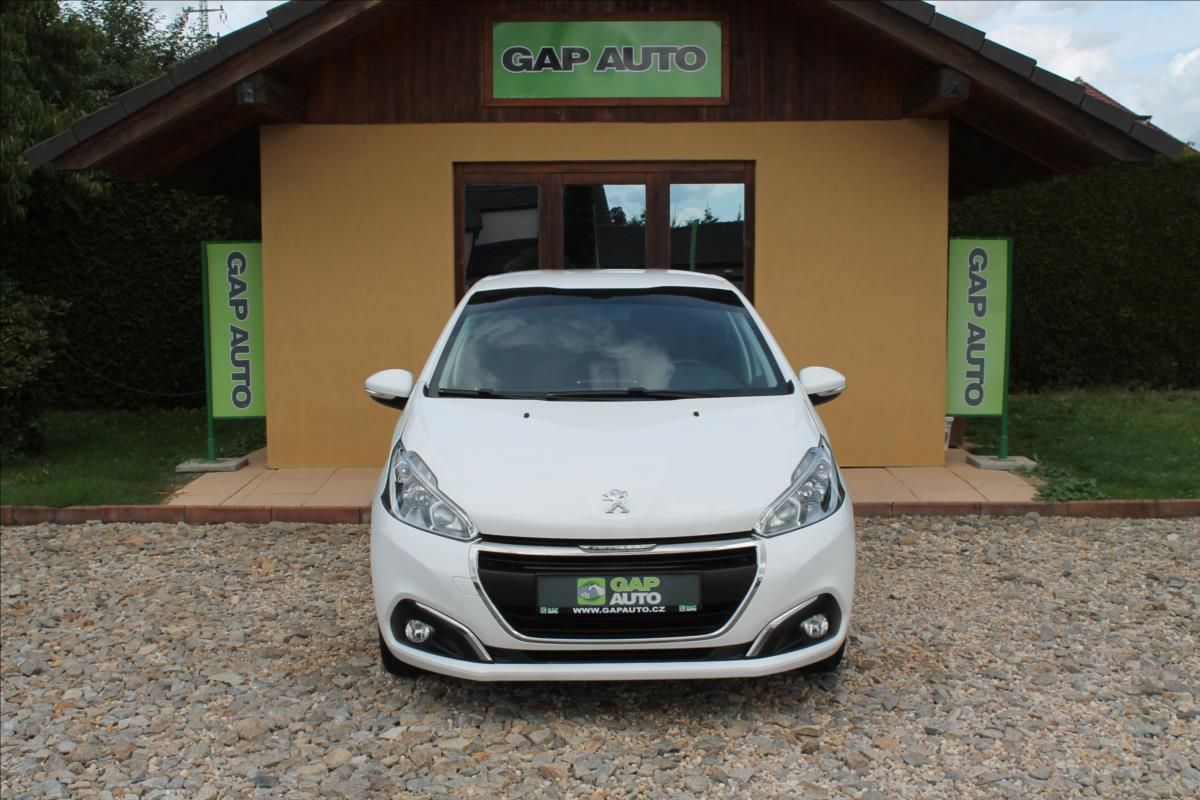 Peugeot 208, 1.6 HDi 55kW ČR - fotka 2