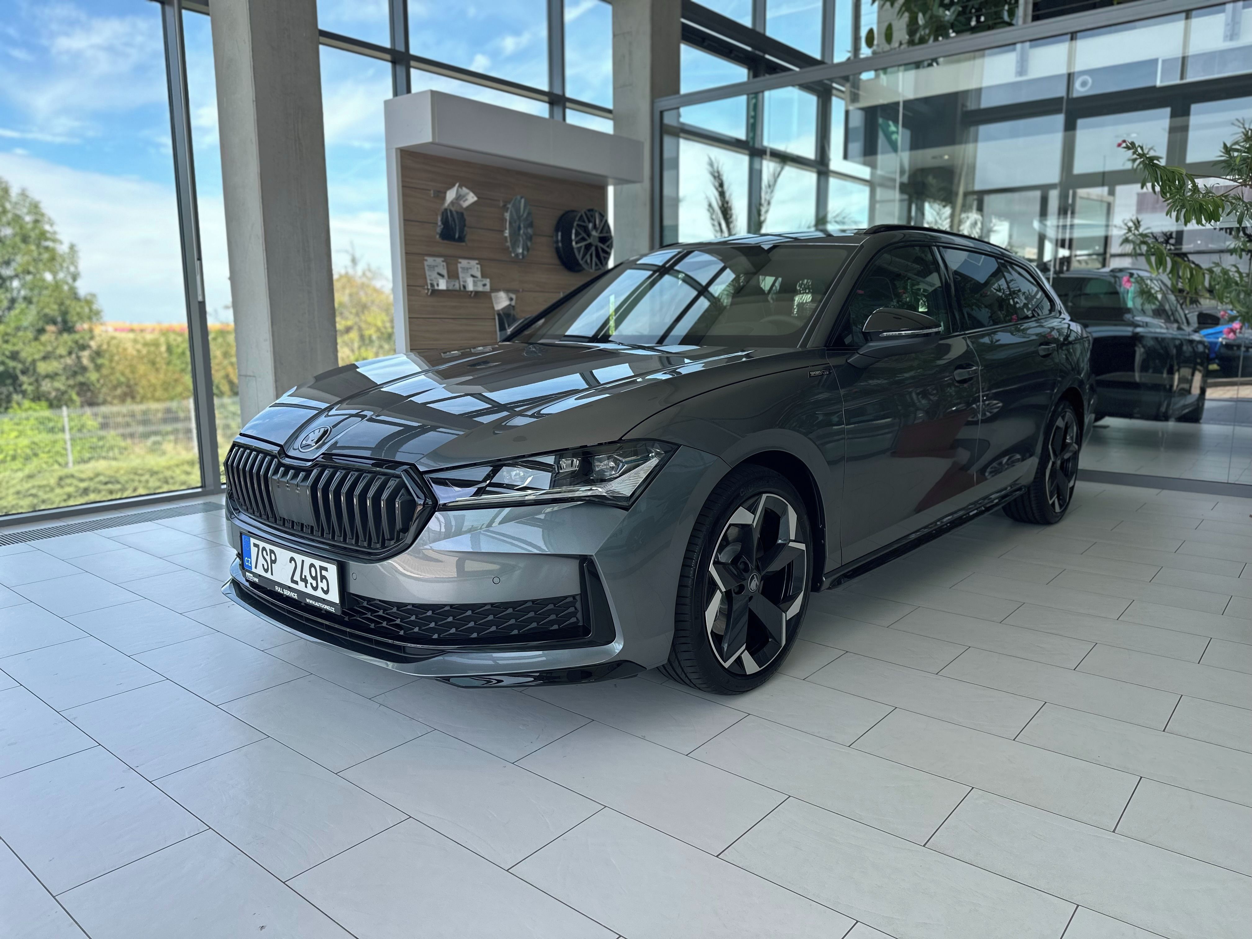 Škoda Superb, Sportline 2,0 TDI 142 kW 4x4 - fotka 3