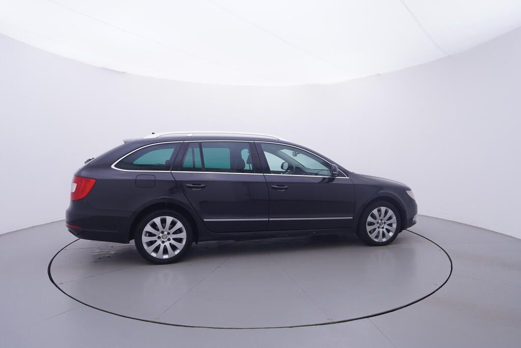 Škoda Superb, Elegance 2.0 TDI 125 kW - fotka 6