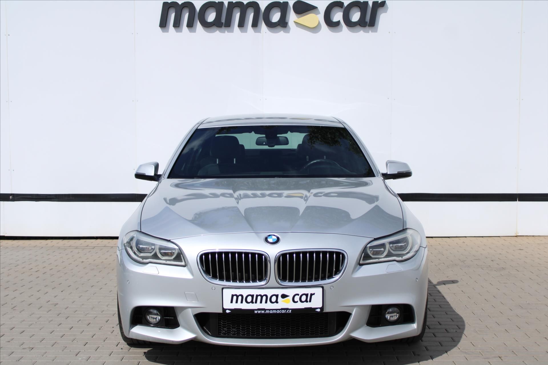 BMW Řada 5, 530d xDrive 190kW M PAKET ČR - fotka 2