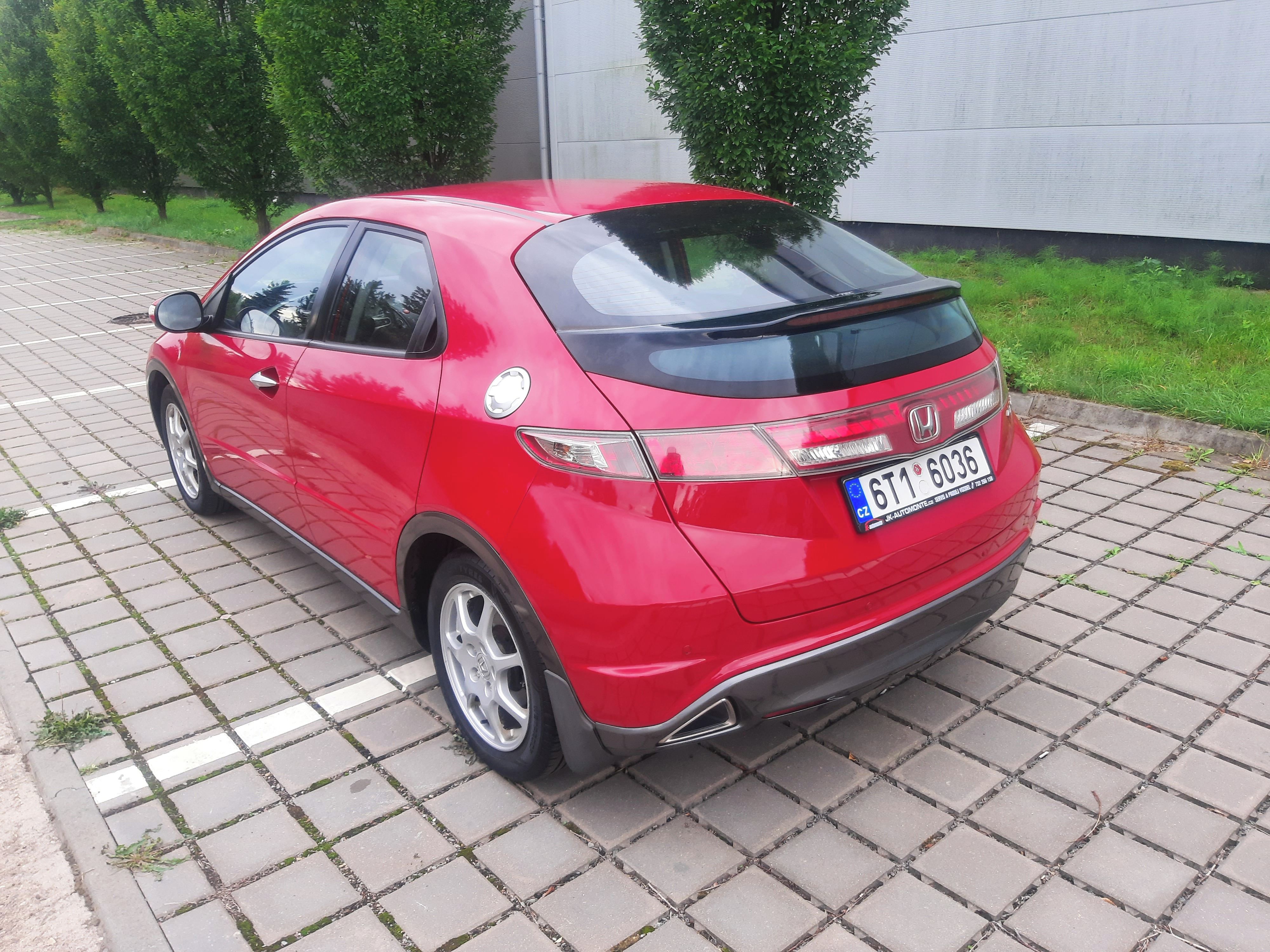 Honda Civic, 1.4i VTEC 73kW, NOVÉ V ČR - fotka 4