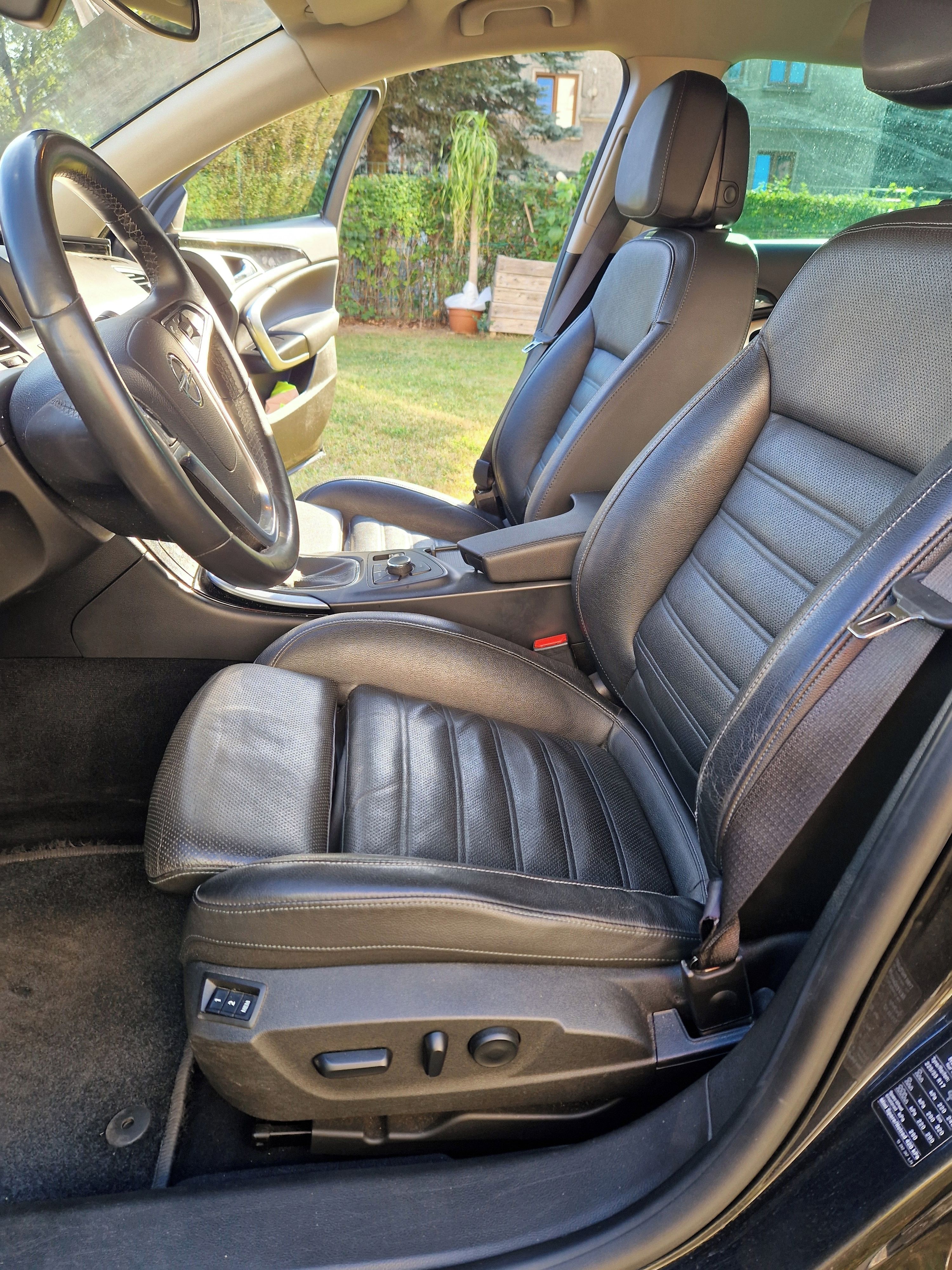 Opel Insignia, Opel Insignia 2.0 CDTI - fotka 5