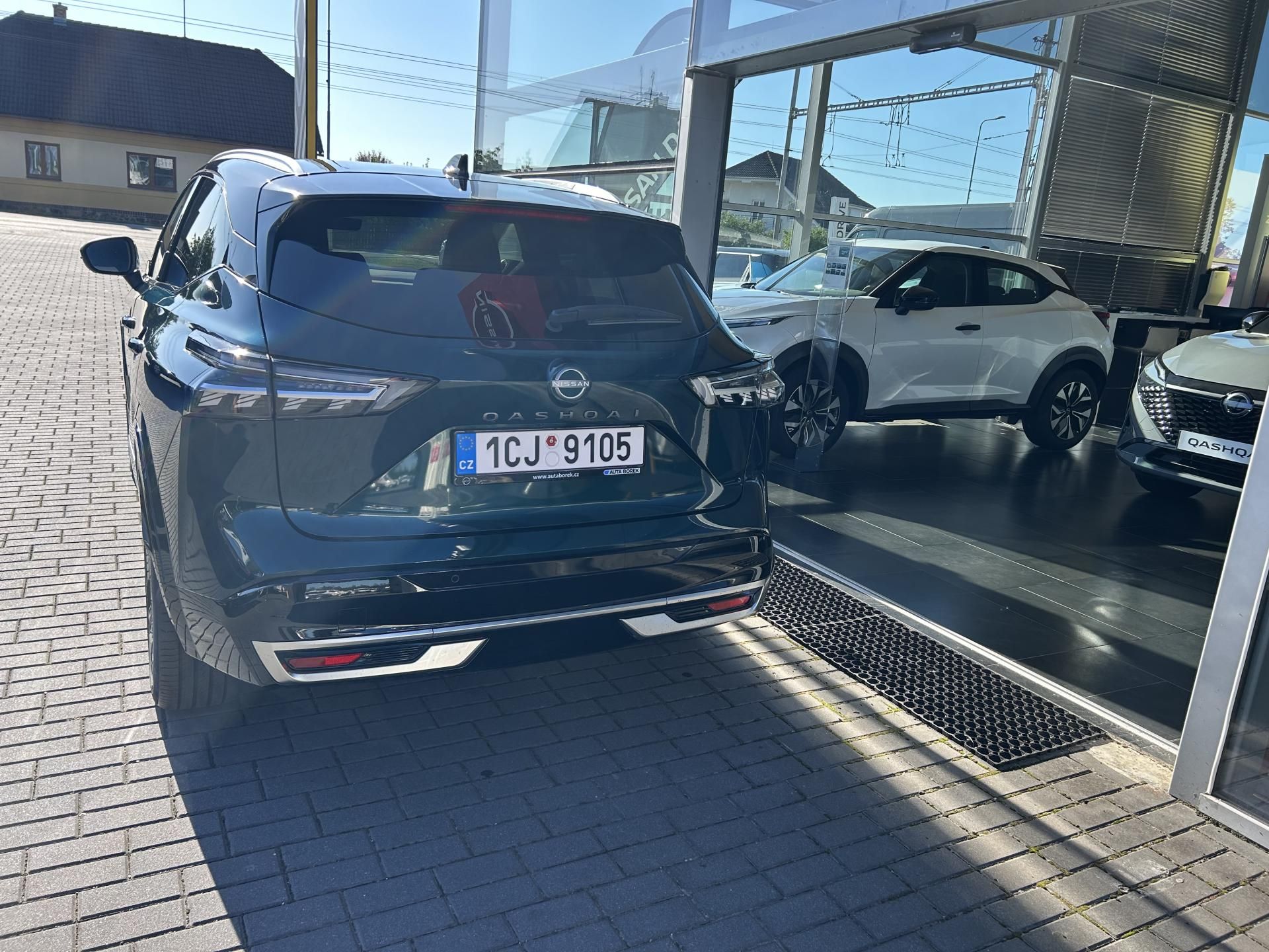 Nissan Qashqai, Tekna Plus 1.3 DIG-T 116kw Aut - fotka 4
