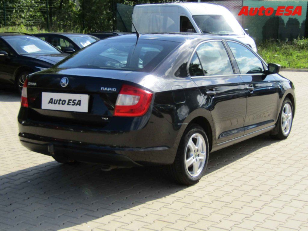 Škoda Rapid, 1.2TSi,1.maj,ČR,AC - fotka 4