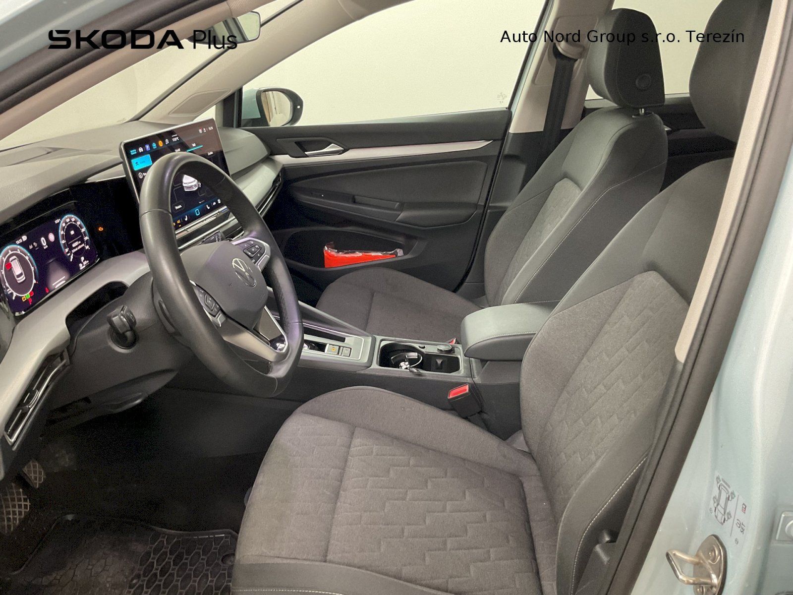 Volkswagen Golf, 1,5 eTSI 85 kW mHEV DSG Life V - fotka 5