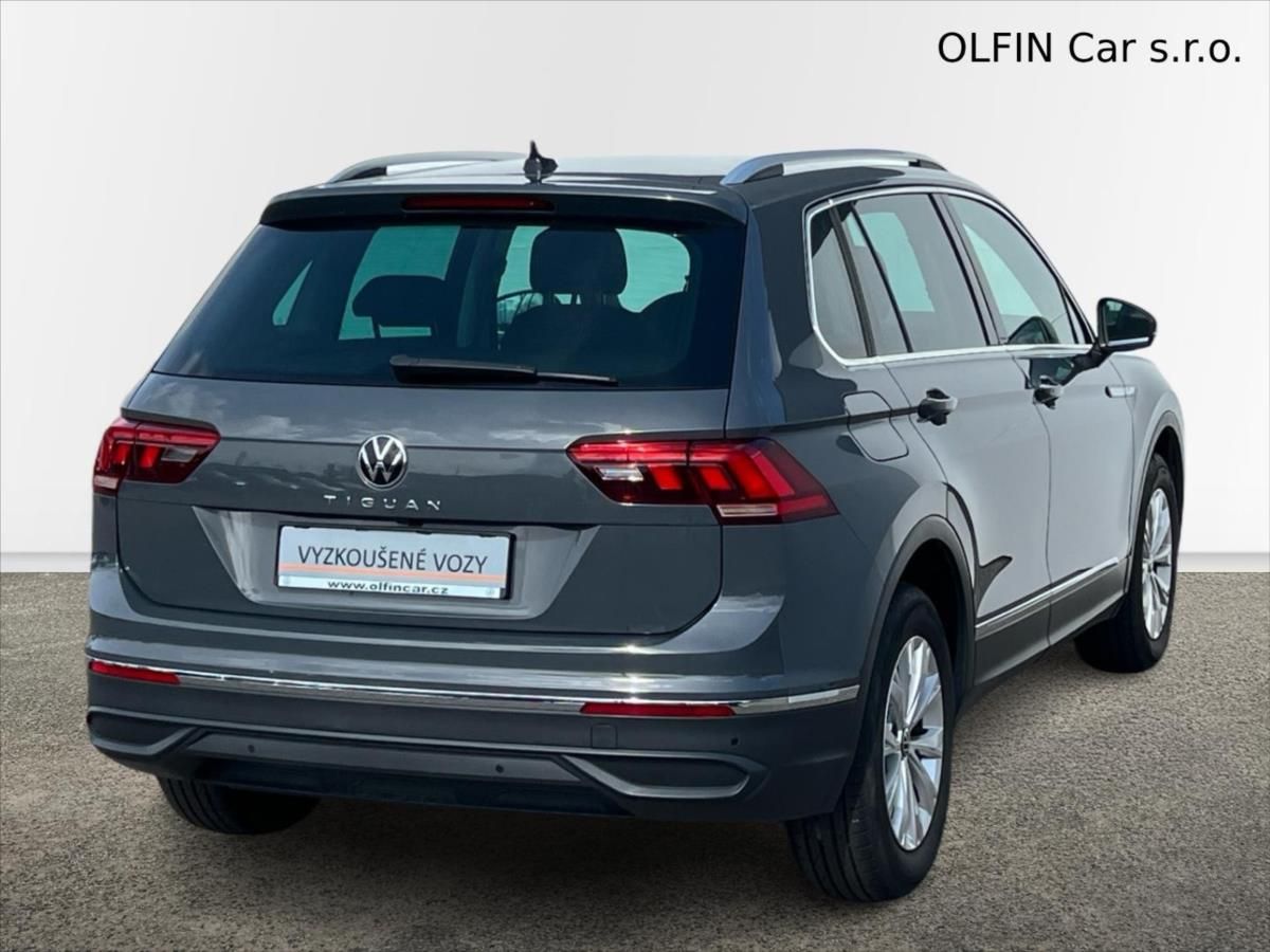 Volkswagen Tiguan, 1,5 TSi 110kW 7DSG LIFE  REZER - fotka 2