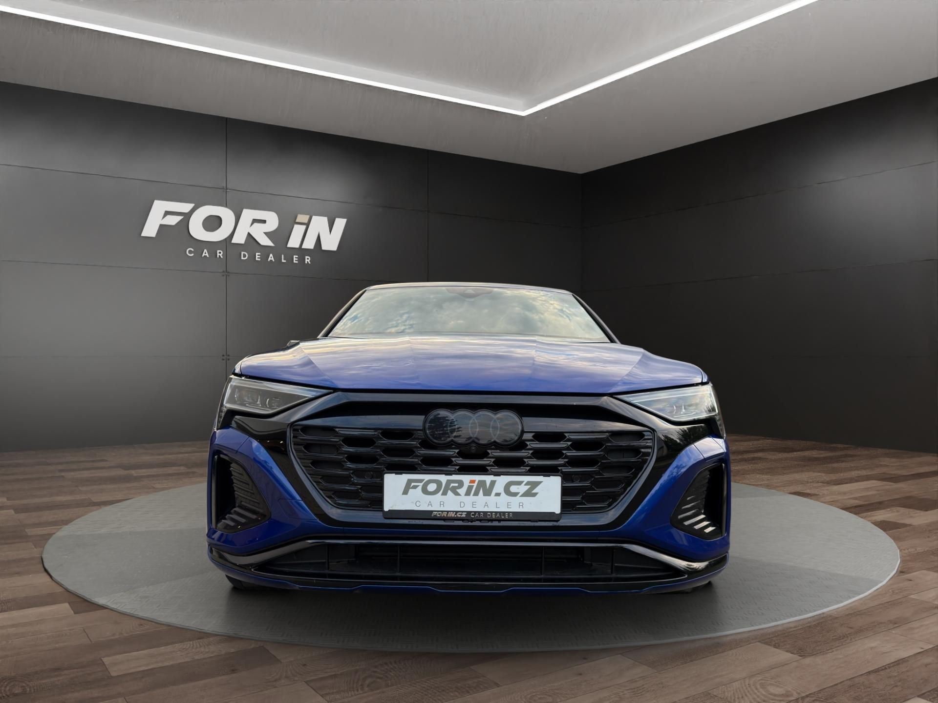 Audi Q8 e-tron, 114 kWh  300 kW  SPORTBACK - fotka 2
