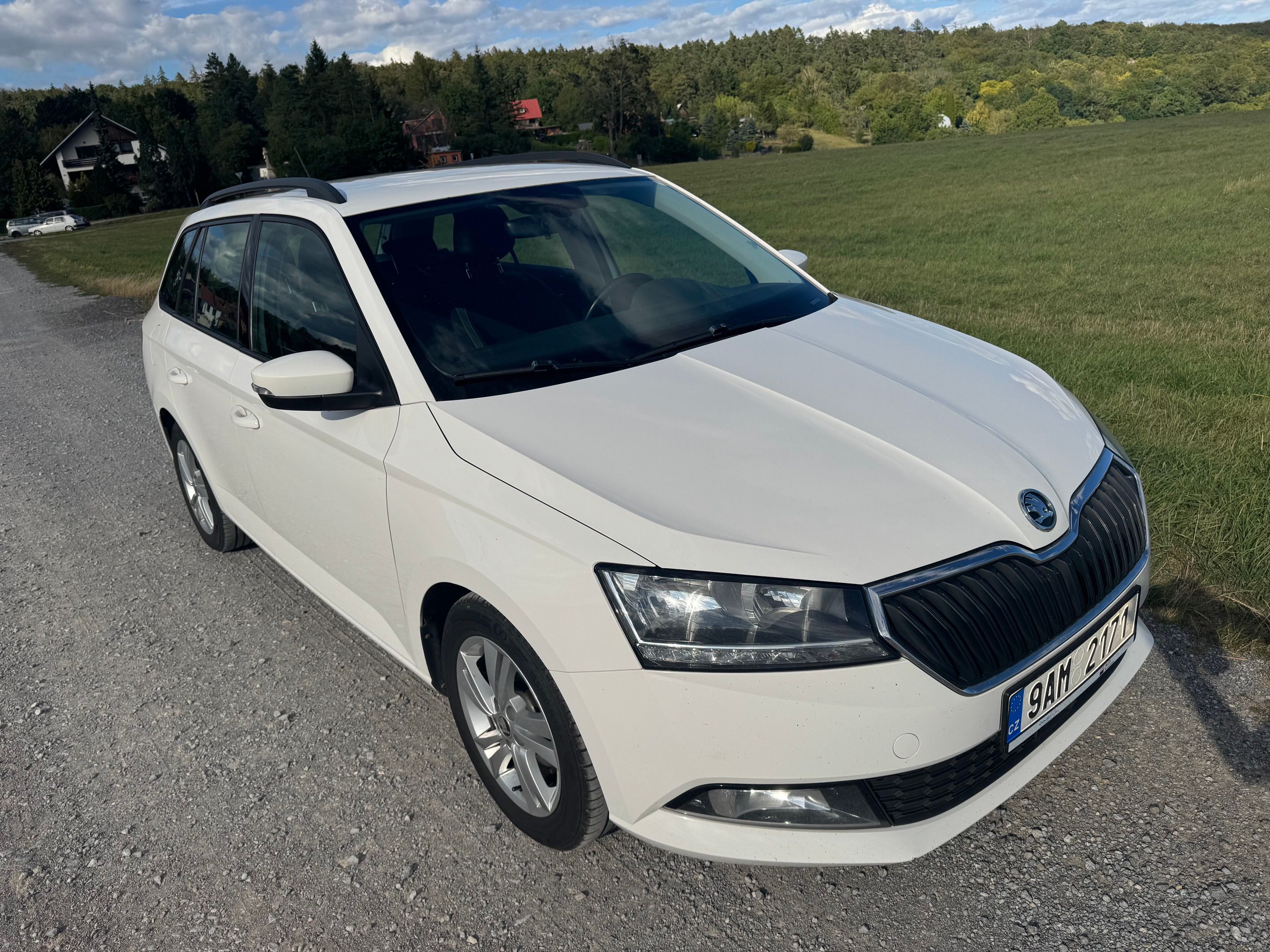 Škoda Fabia, 1.0TSI AMBITION+ 2x KOLA ČR - fotka 2