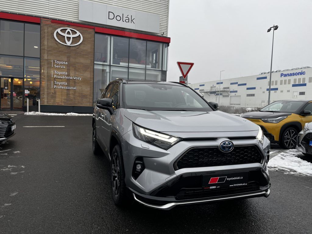 Toyota Rav4, 2.5 Plug-in Hybrid ODBĚR IHNED