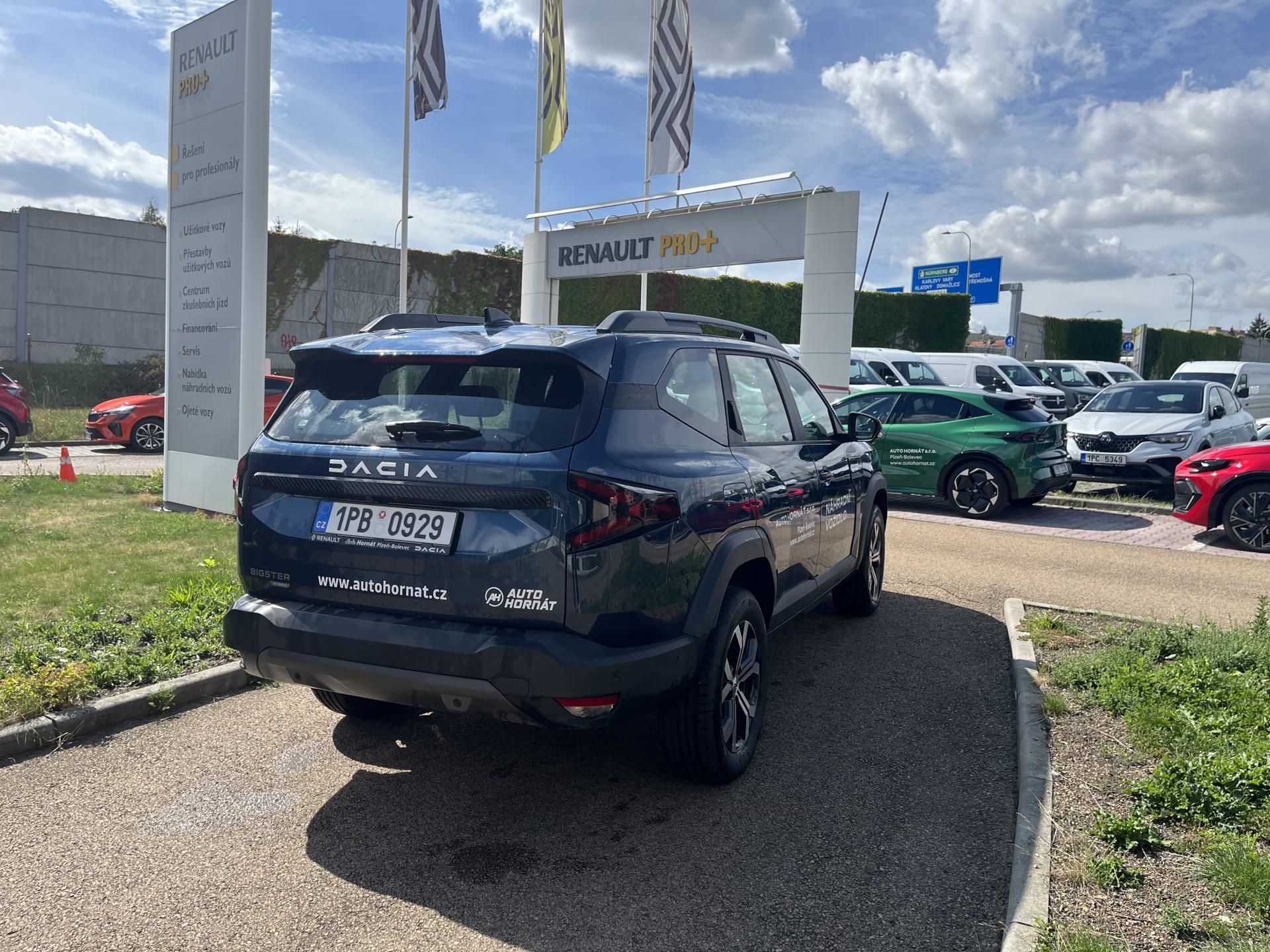 Dacia Bigster, Expression Hybrid 155 - fotka 4