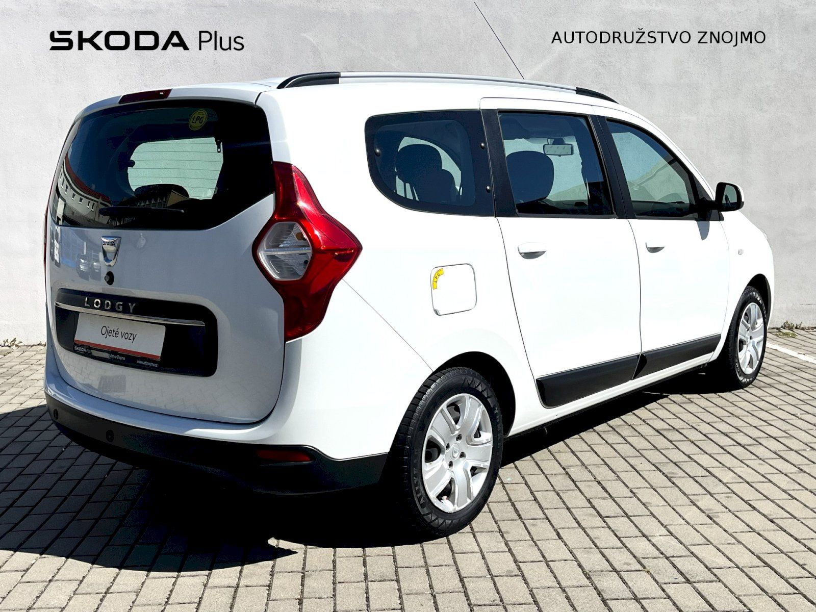 Dacia Lodgy, 1,6SCe 75 kW Arctica 7 míst LP - fotka 2