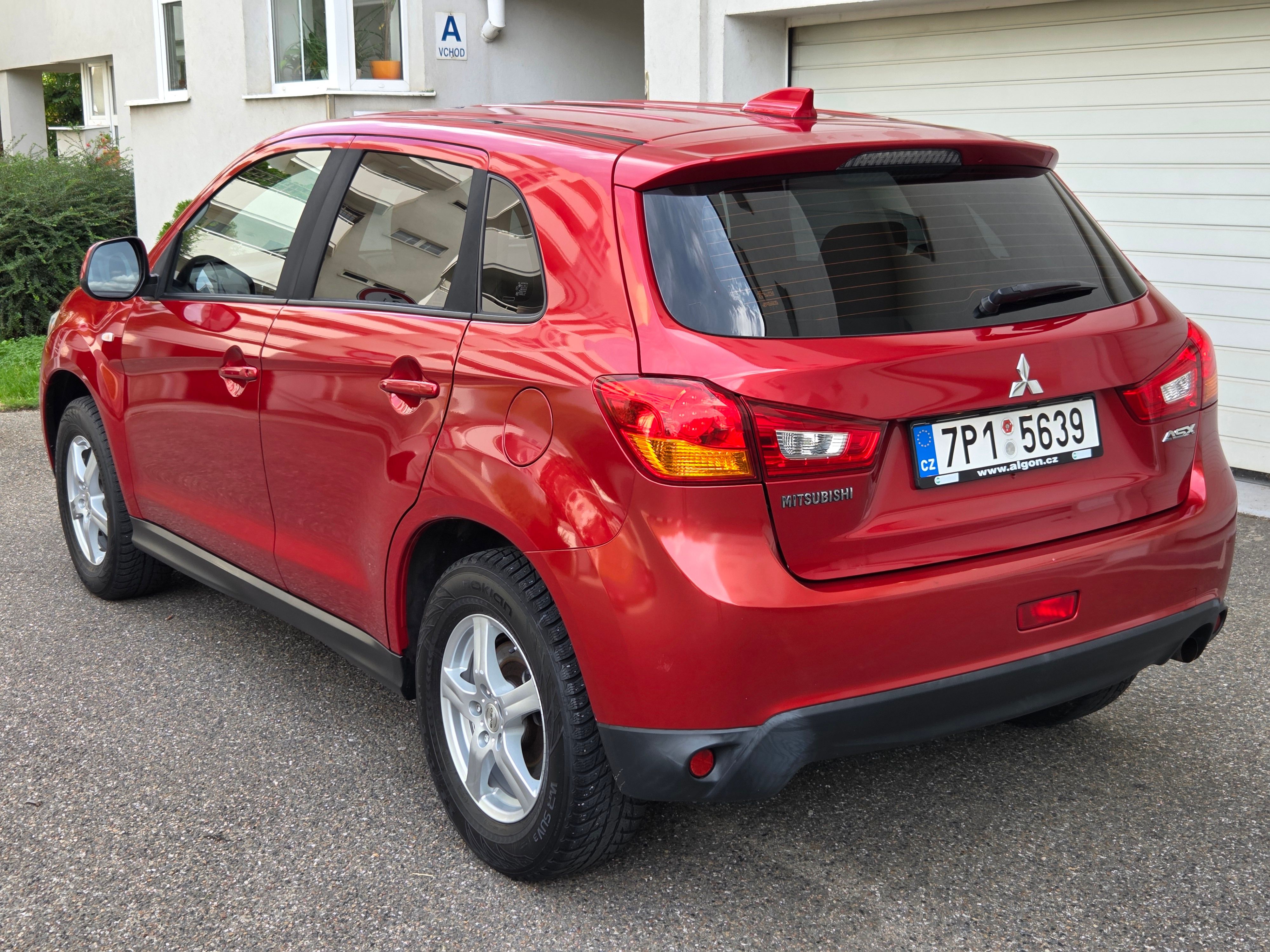 Mitsubishi ASX, 1.6i Mivec 86Kw Manuál 1.maj - fotka 6