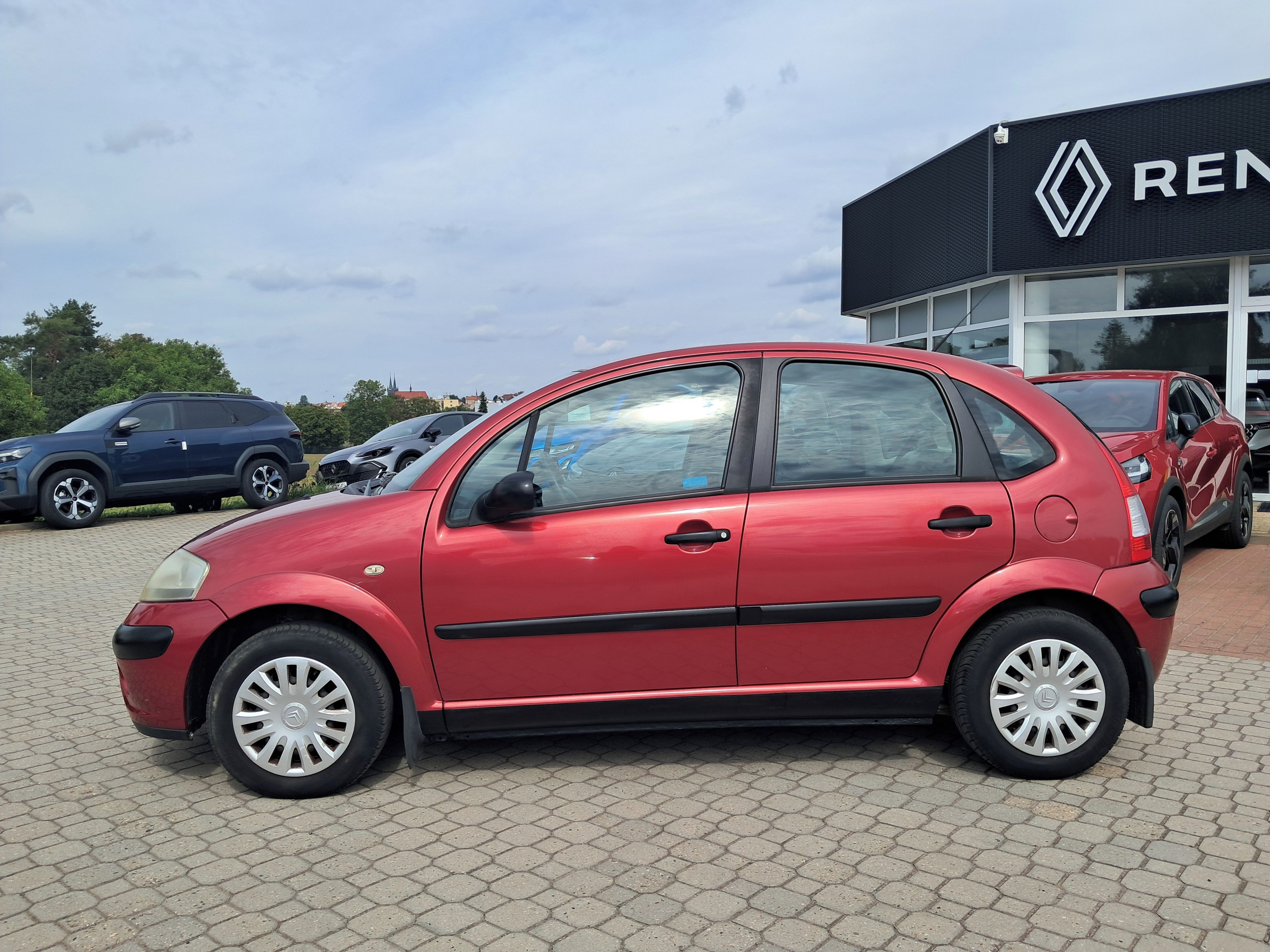 Citroën C3, 1.1/44kW/ČR/nová STK/2006 - fotka 2