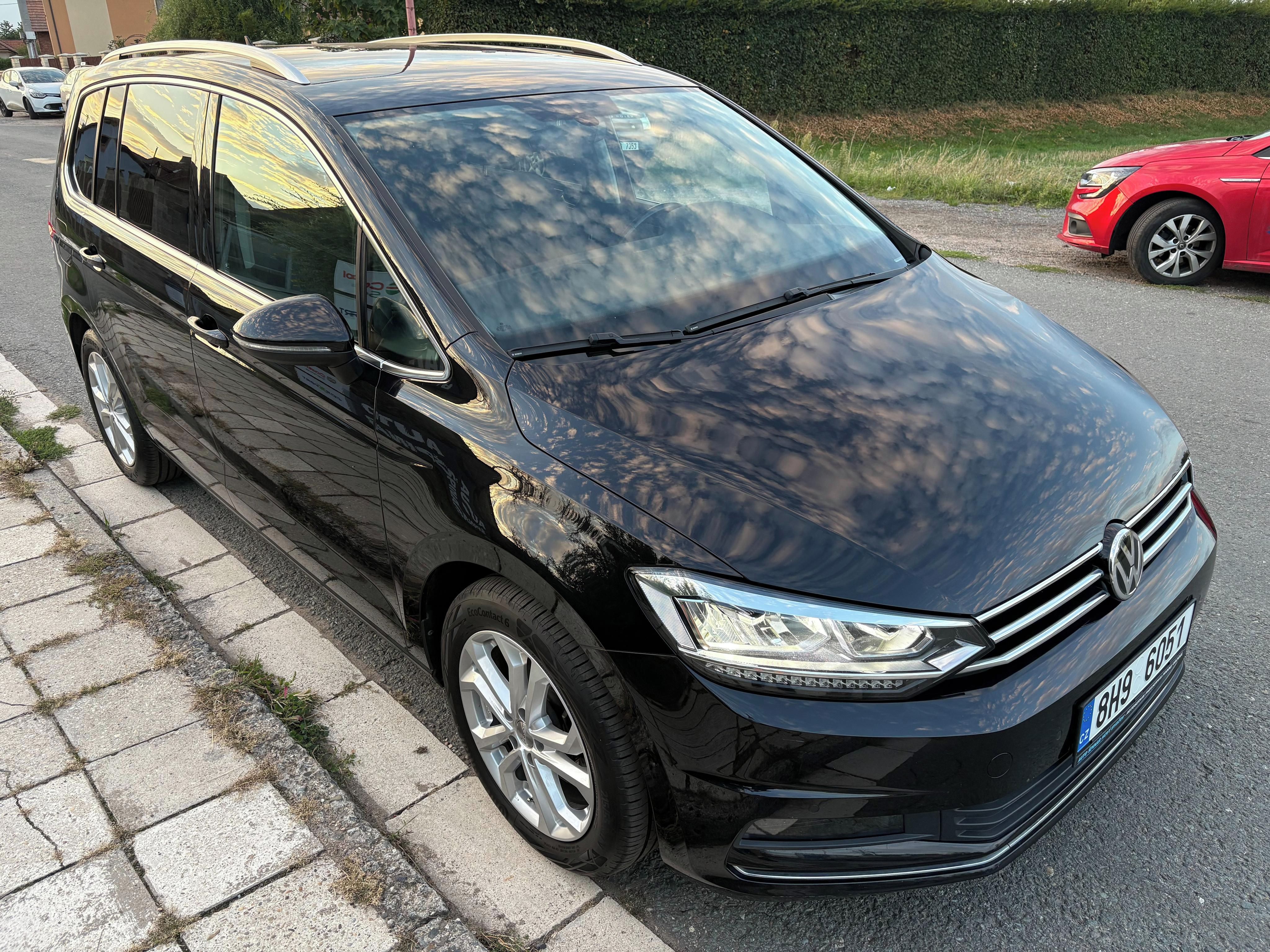 Volkswagen Touran - fotka 3