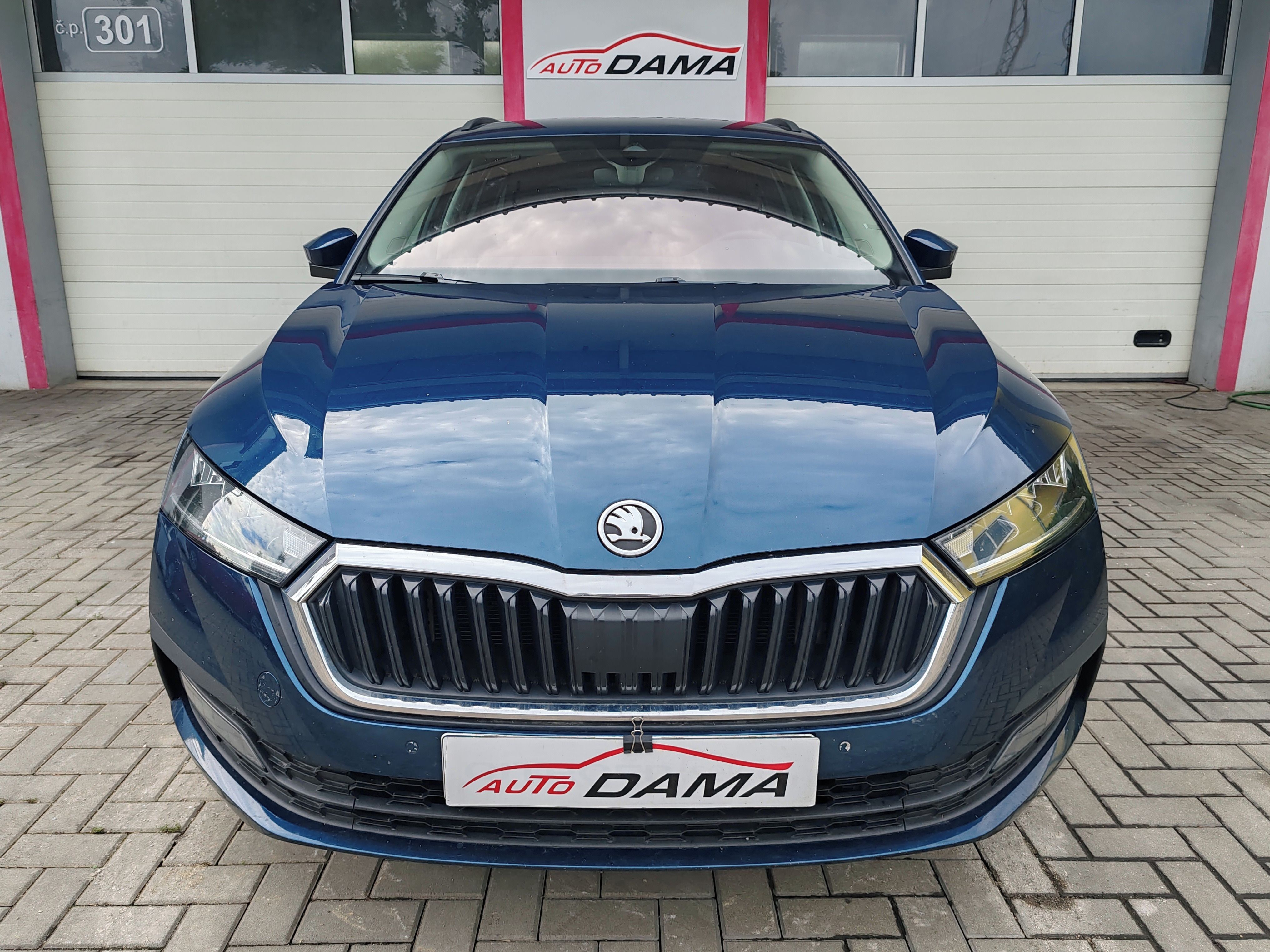 Škoda Octavia, 2.0tdi 110kw DSG 1.Maj*DPH*ČR - fotka 2