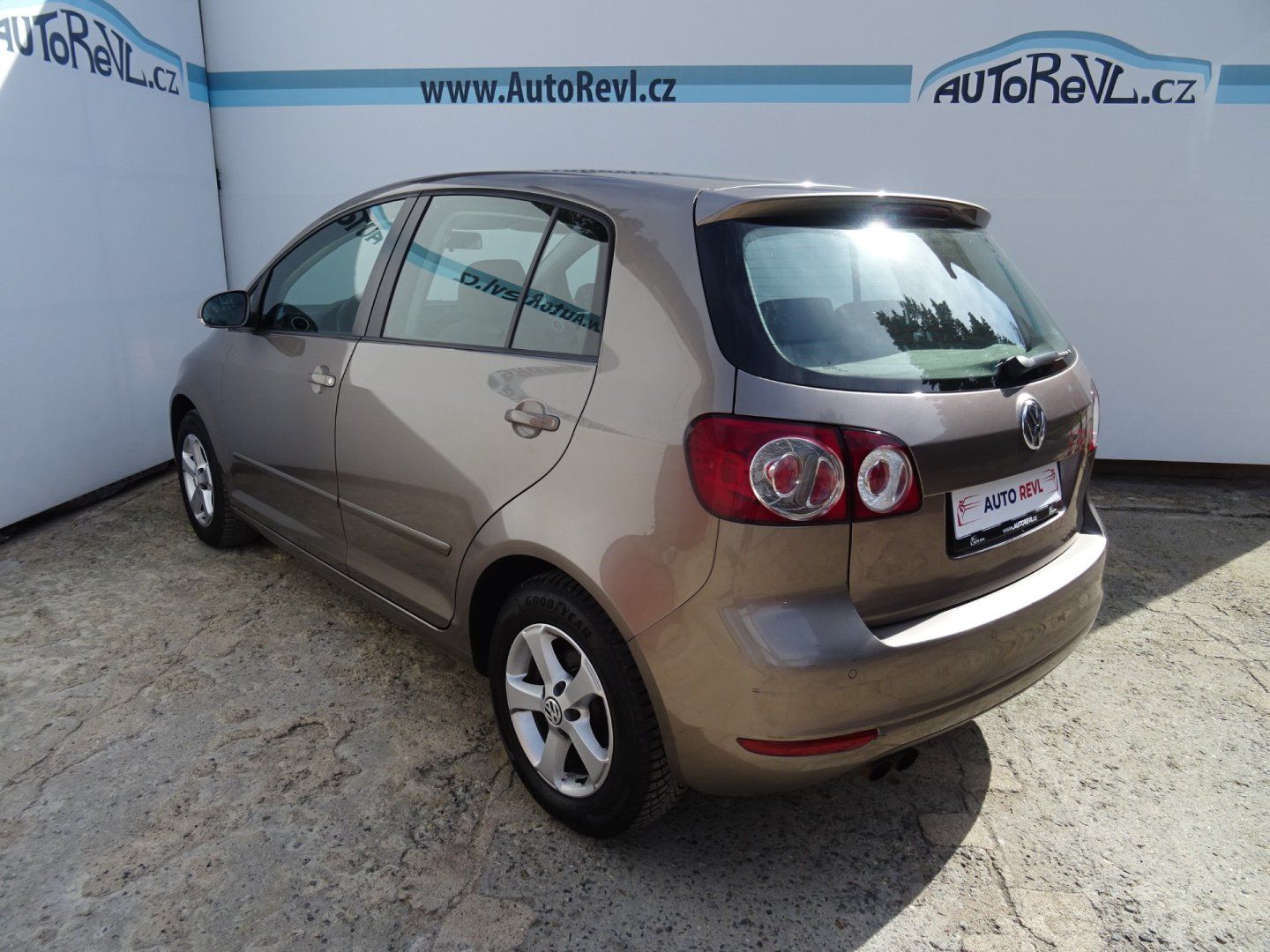 Volkswagen Golf Plus, 1.4i,90kW,1maj,S.kniha,klima - fotka 3