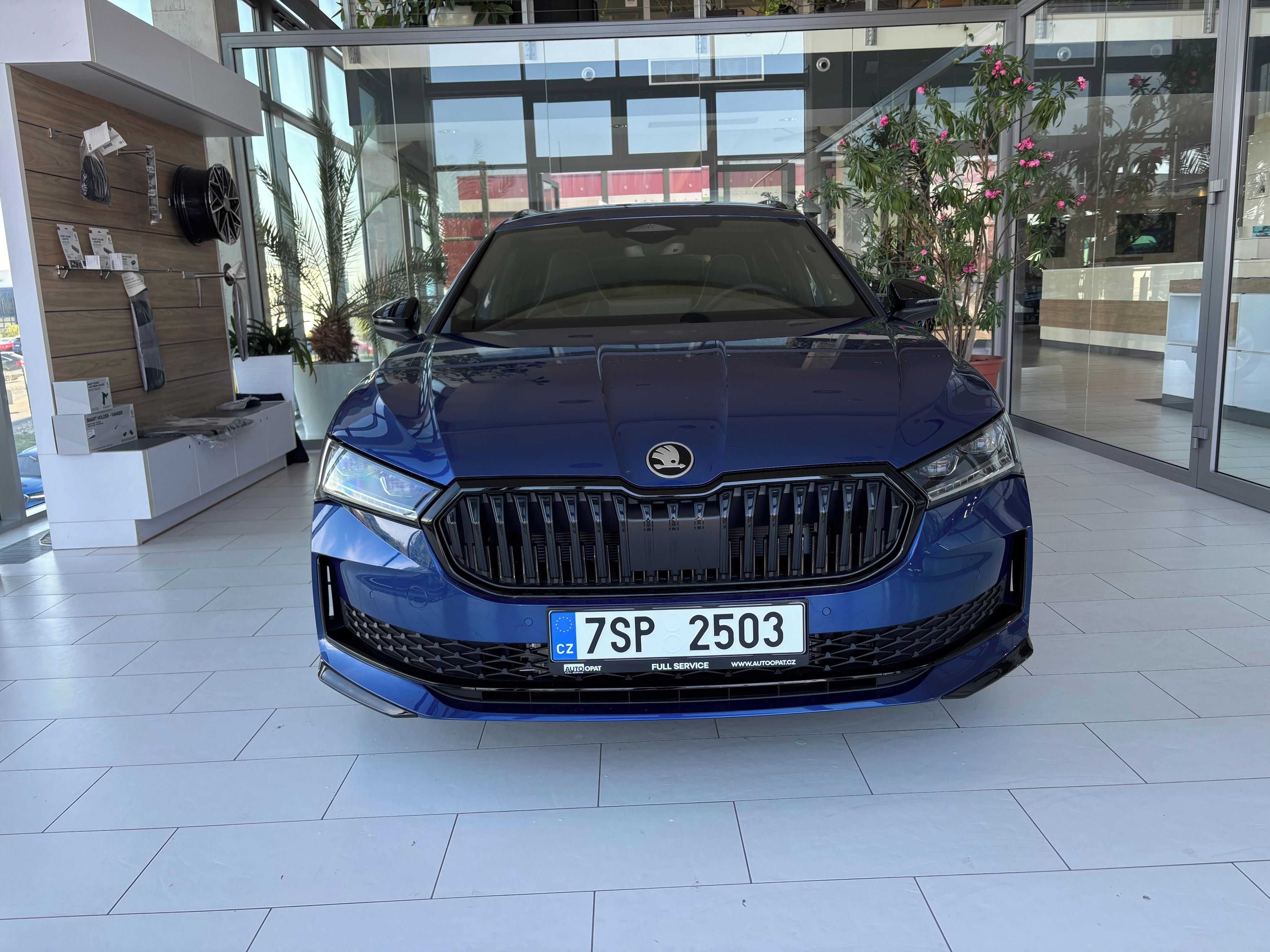 Škoda Superb, Sportline 2,0 TDI 142 kW 4x4 - fotka 2