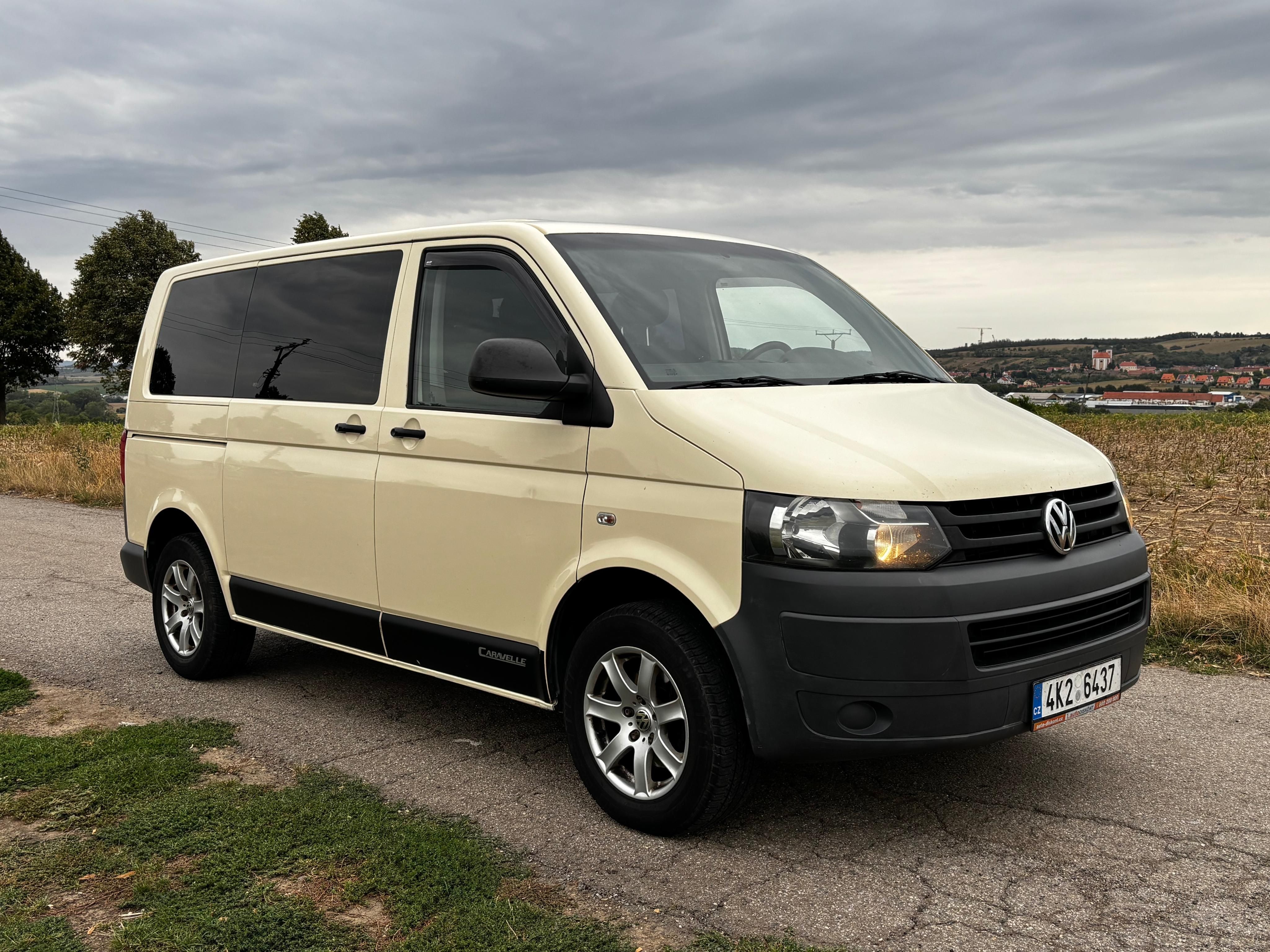 Volkswagen Caravelle, T5.1 Caravelle 2.0 TDI 103 kW - fotka 2