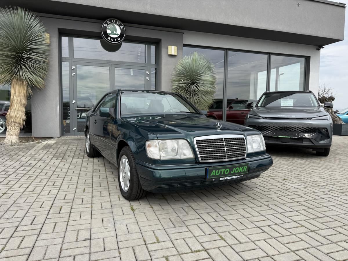 Mercedes-Benz Třídy E, 320CE 162kW W124 KLIMA KŮŽE - fotka 3
