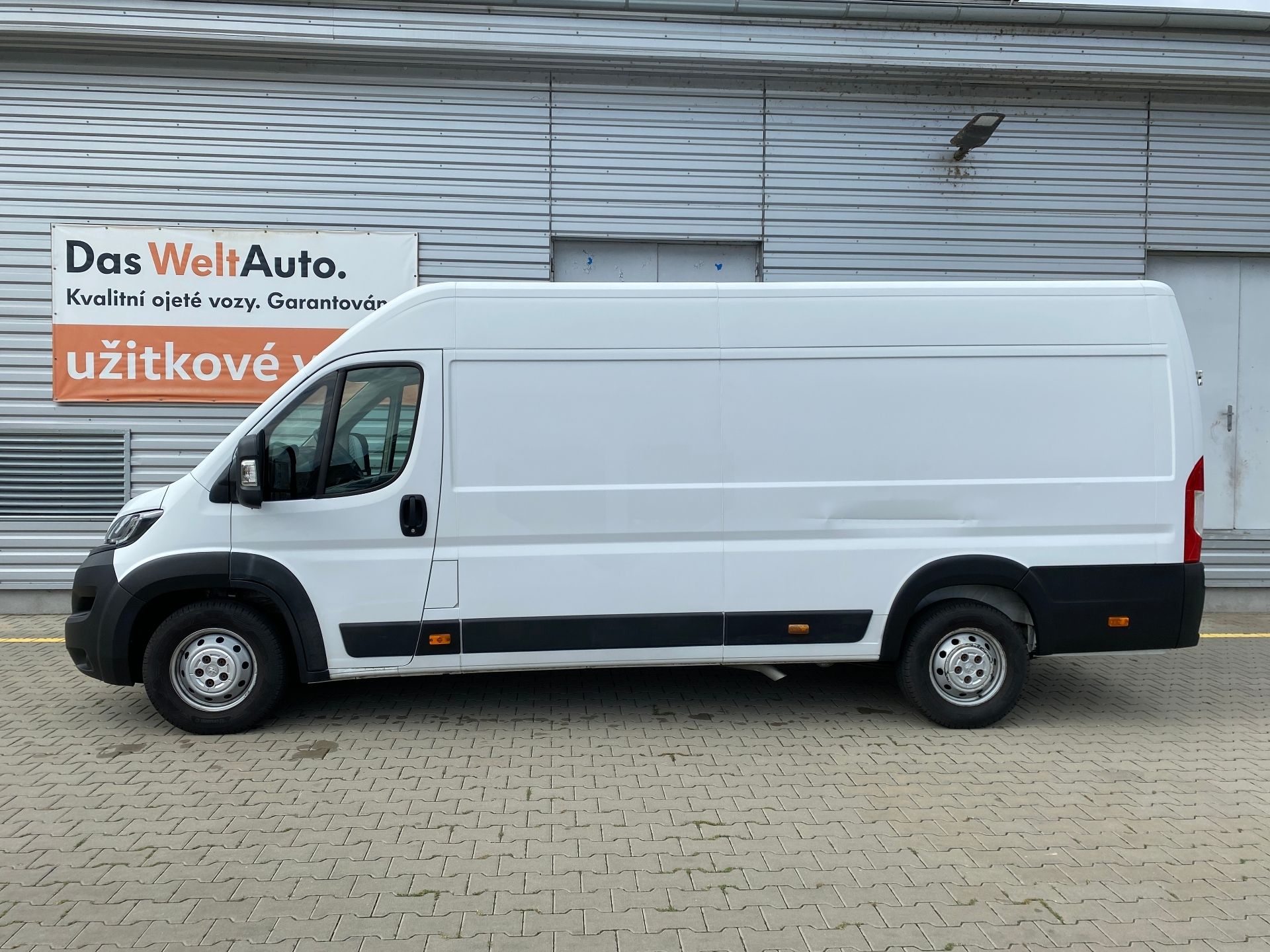 Peugeot Boxer, 2.2 HDi 121kW L3H2 - fotka 3