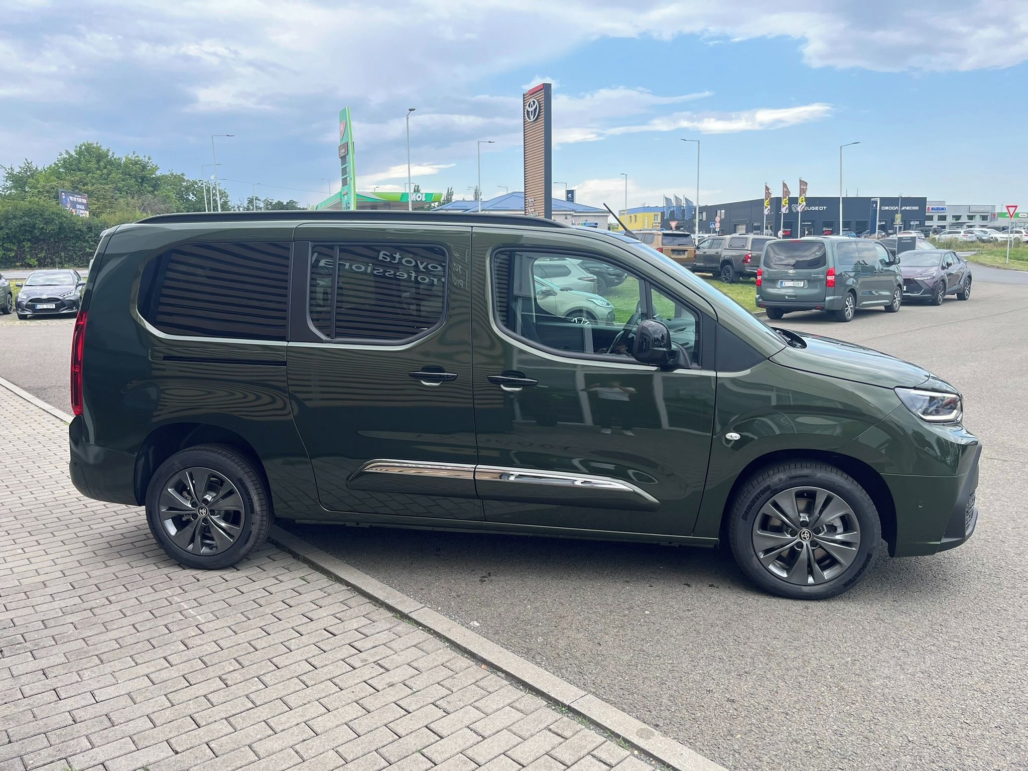 Toyota Proace City Verso, 1.5L VIP 130k 8AT - fotka 4