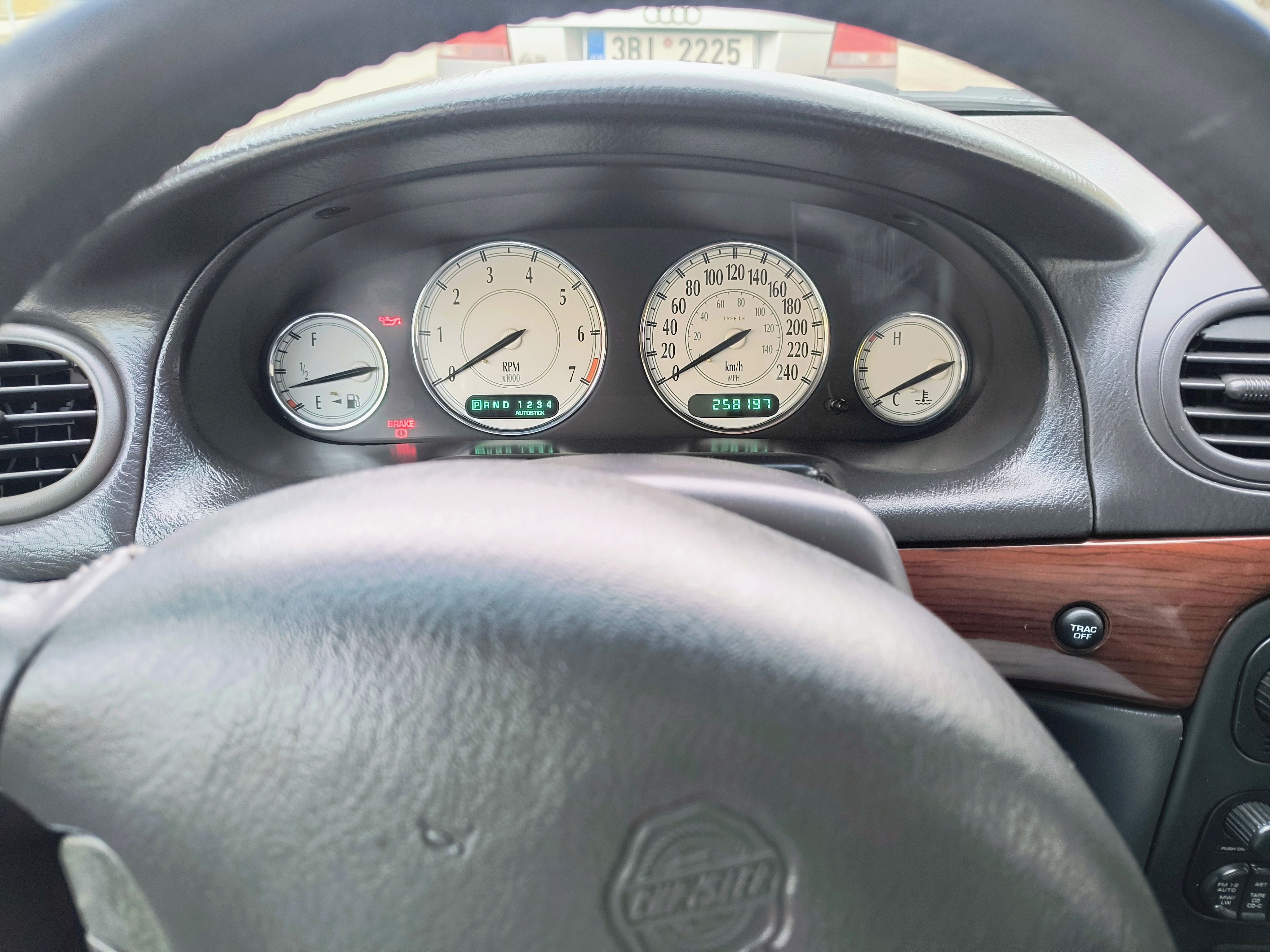 Chrysler 300M, Krásný Chrysler 300M 3,5 l - fotka 5