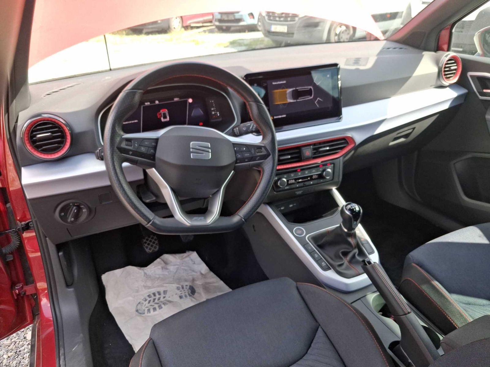 Seat Arona, 1.0 TSI, FR, Serv.kniha, Navi - fotka 3