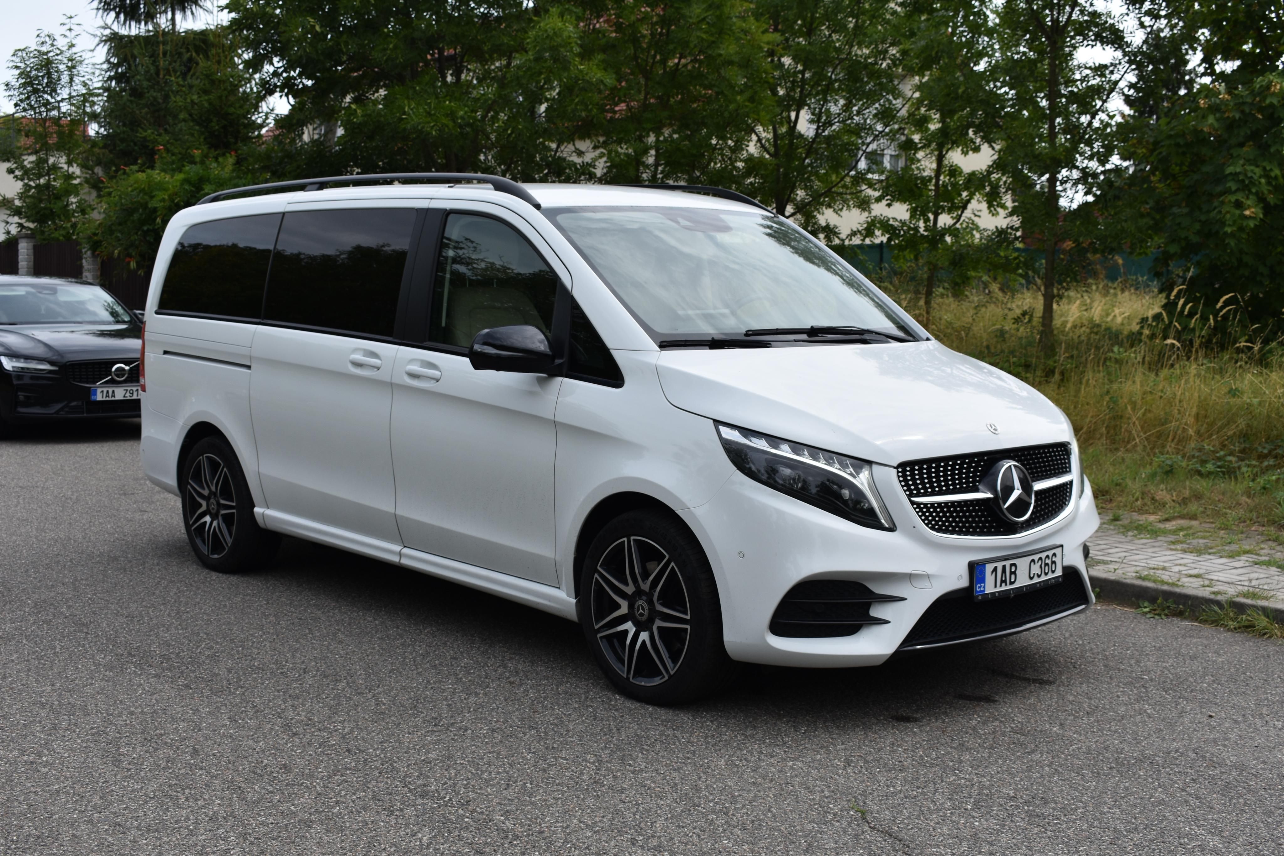 Mercedes-Benz Třídy V, 300d AMG 4Matic  DPH/1.majitel - fotka 3