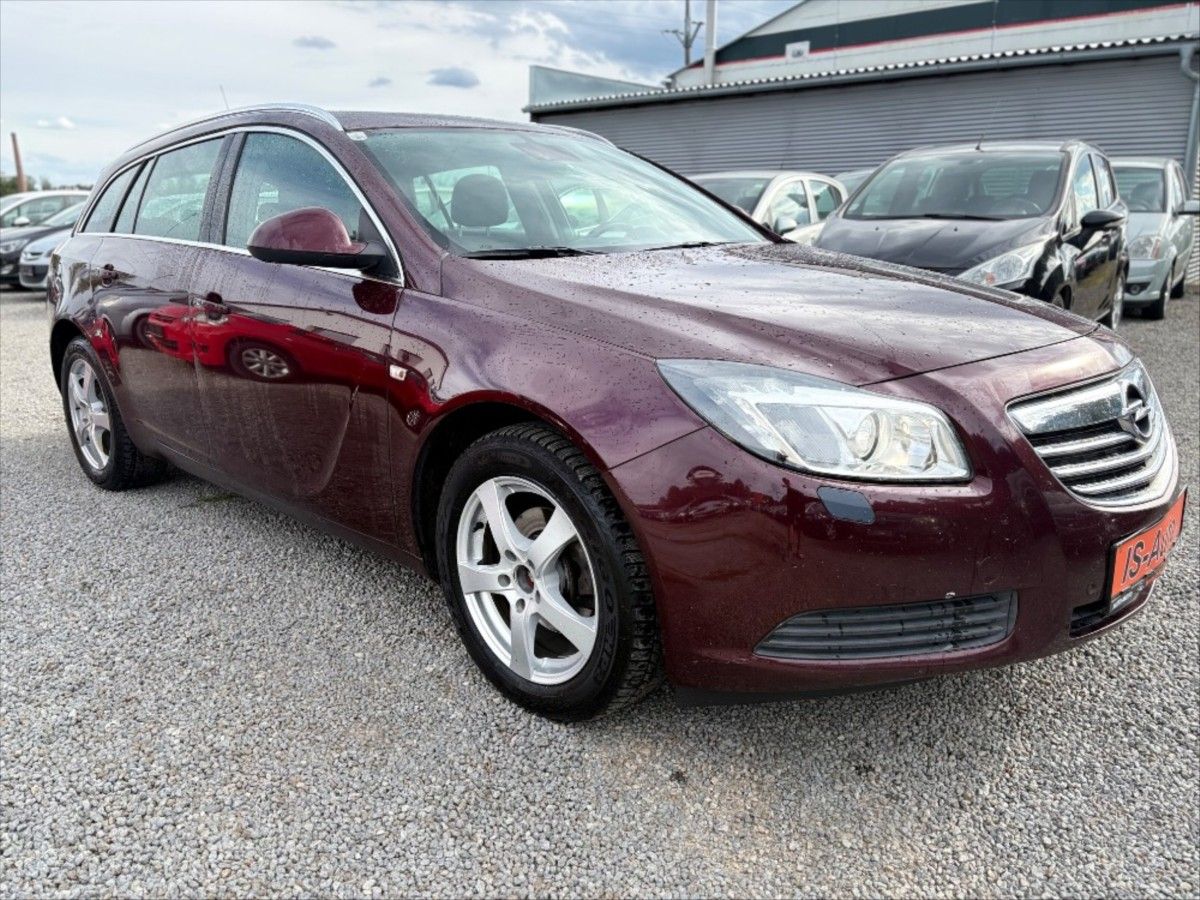 Opel Insignia, 2,0 CDTI COMBI - fotka 2