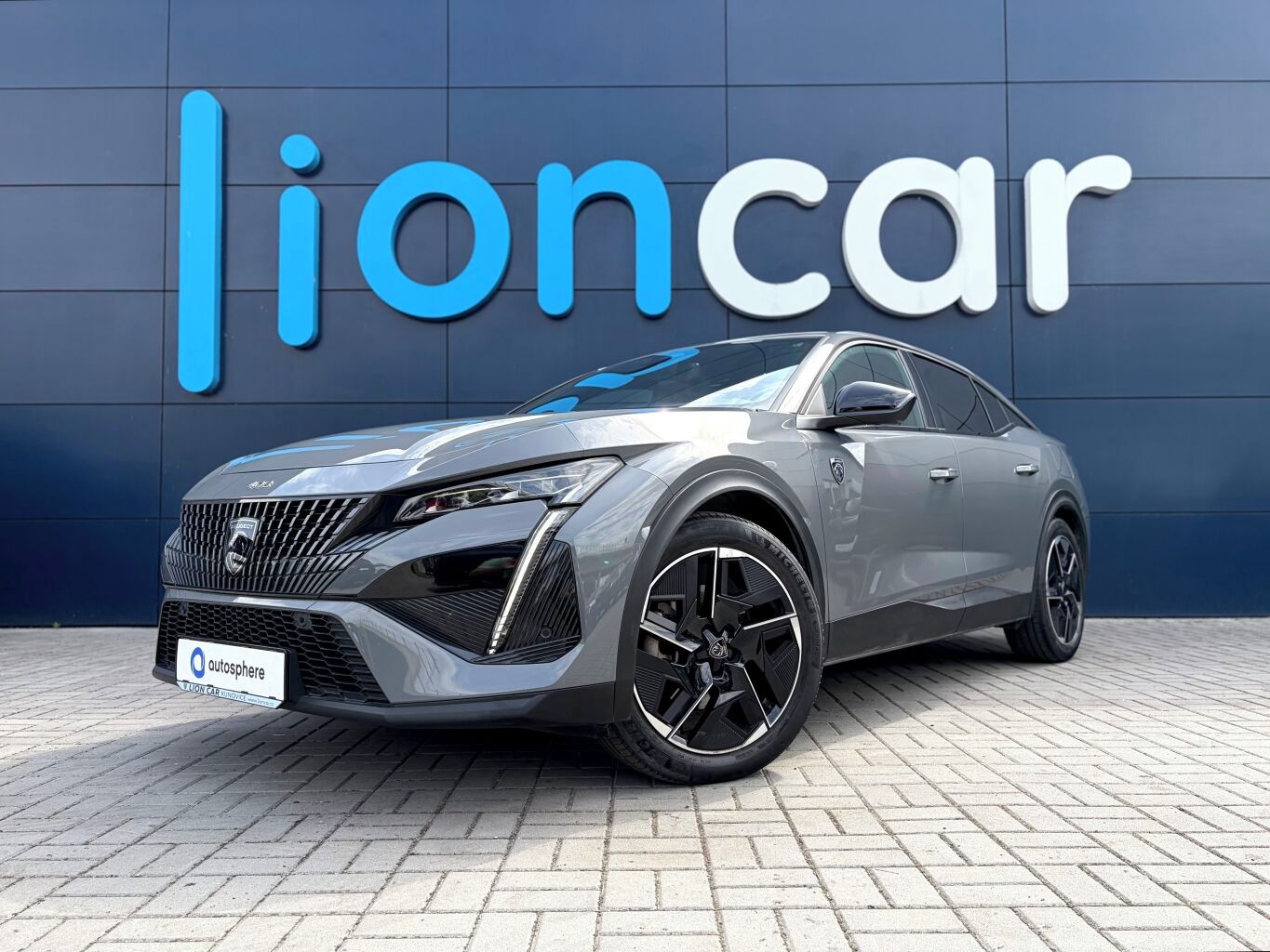 Peugeot 408, GT 1.6 Plug-In-Hybrid 225 koní - fotka 3