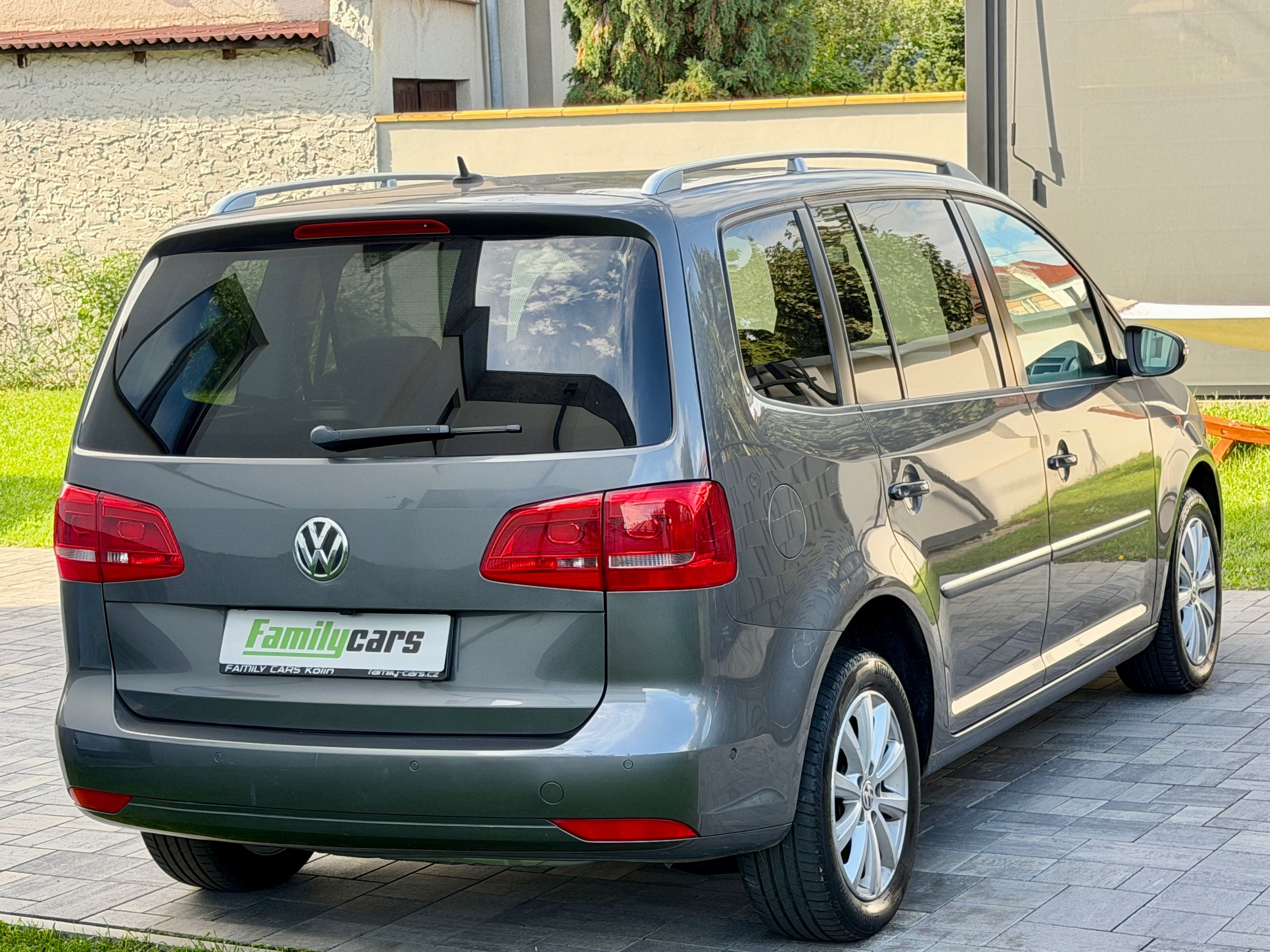 Volkswagen Touran, 1.2i,HIGHLINE,NOVÉ ROZVODY - fotka 6