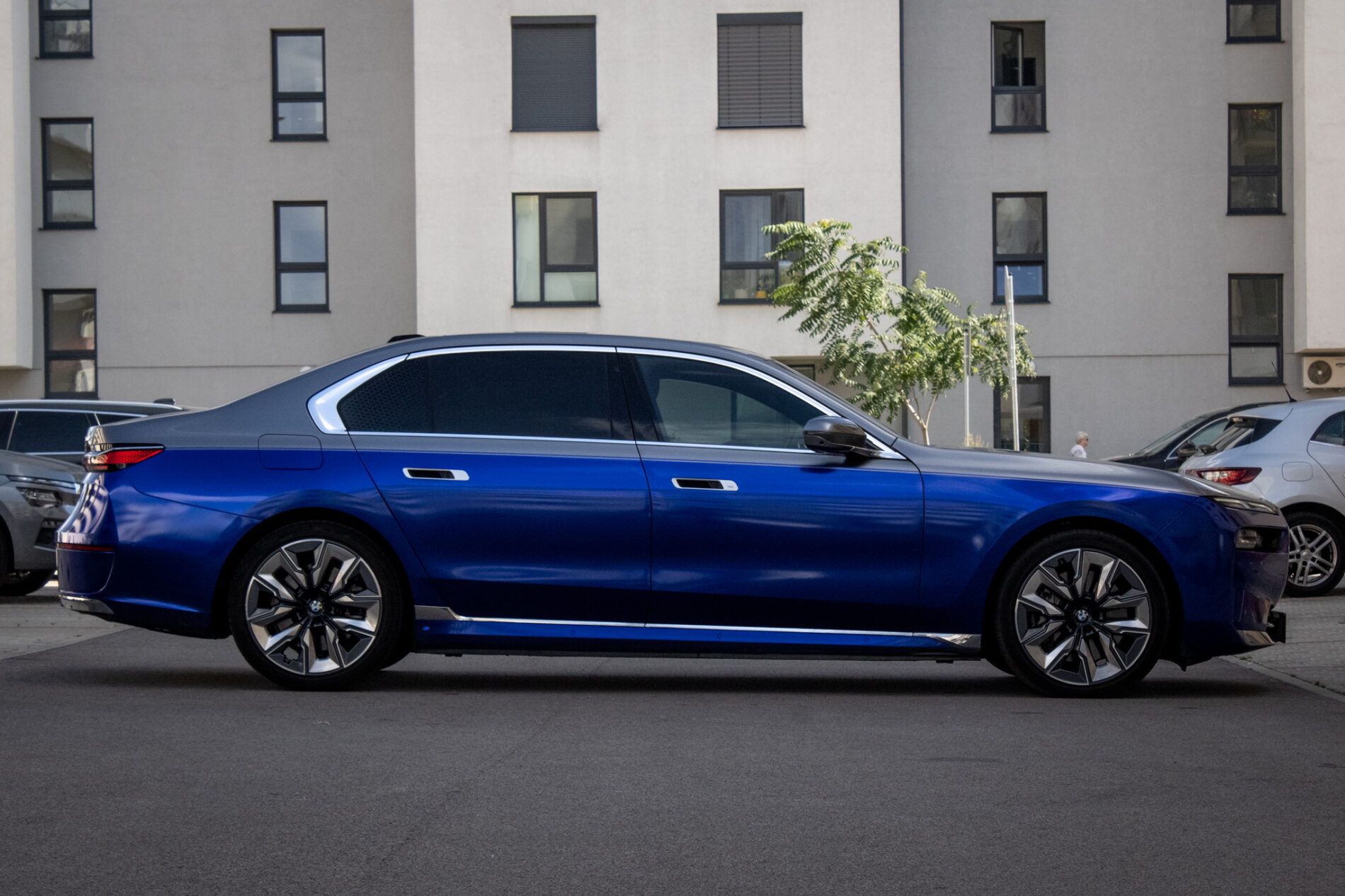 BMW, rad 7 - fotka 4