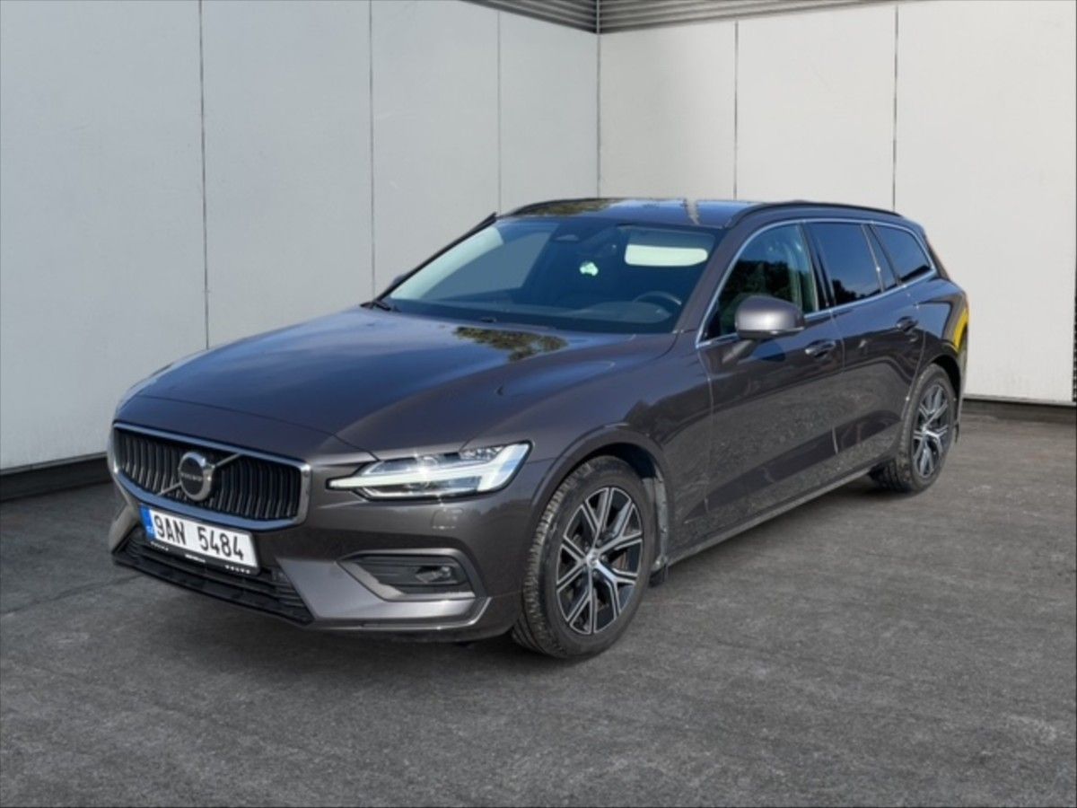 Volvo V60, 2,0 B3 Core AT - fotka 3