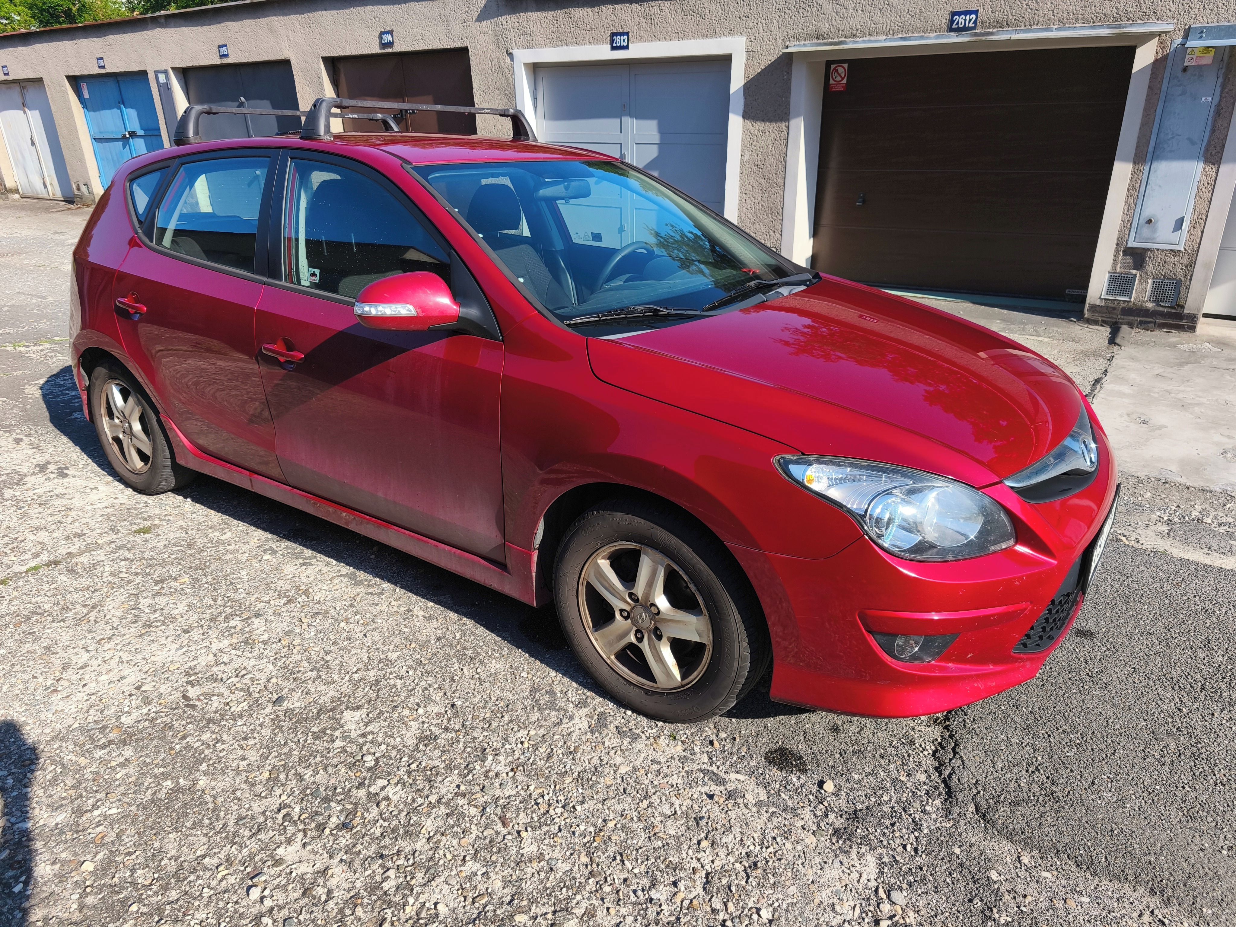 Hyundai i30, 1,4 CVV, benzín - fotka 2